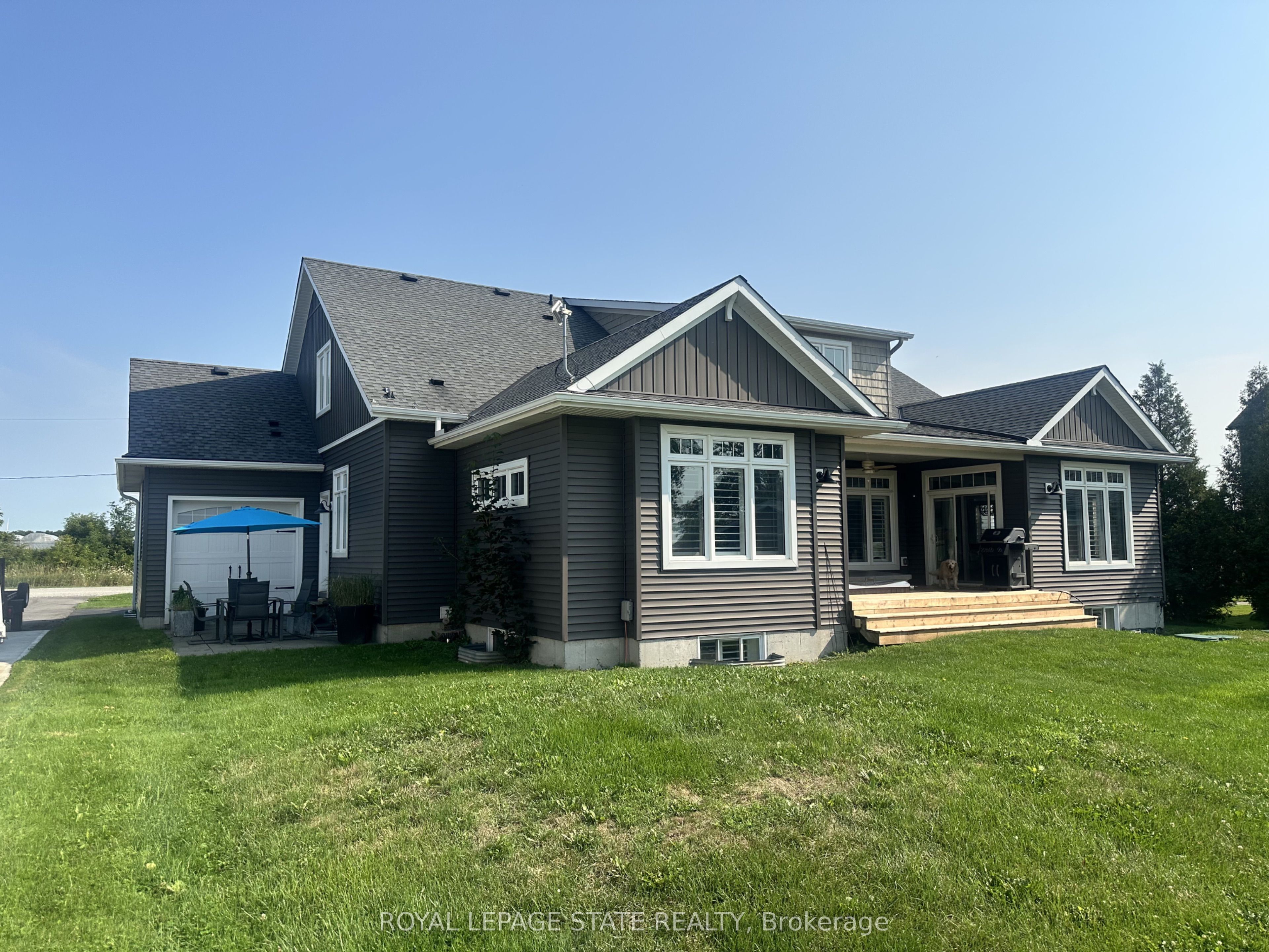 3176 Lakeshore Road Property Photo 44
