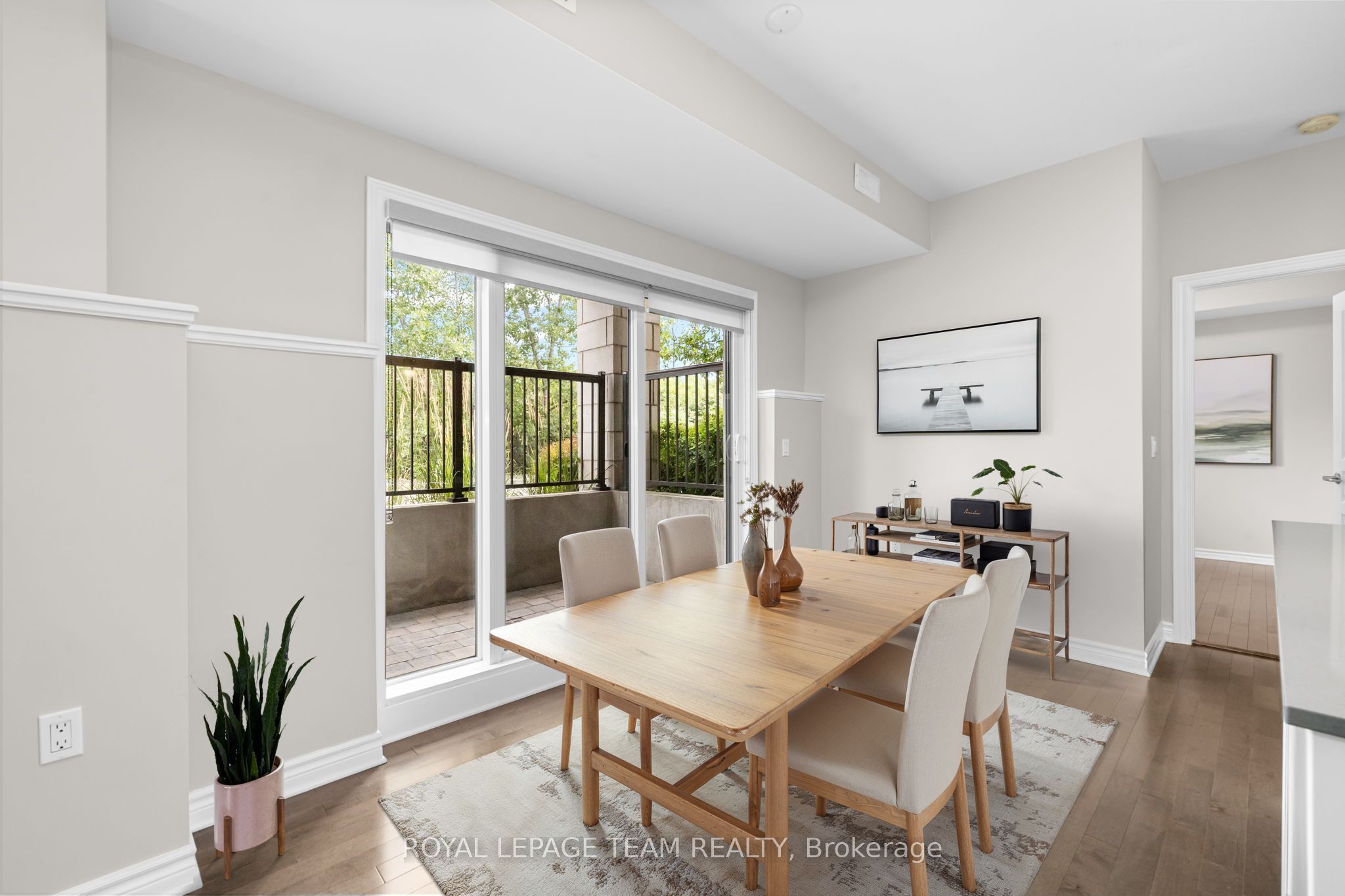 655 Beauparc Private 104 Property Photo 12