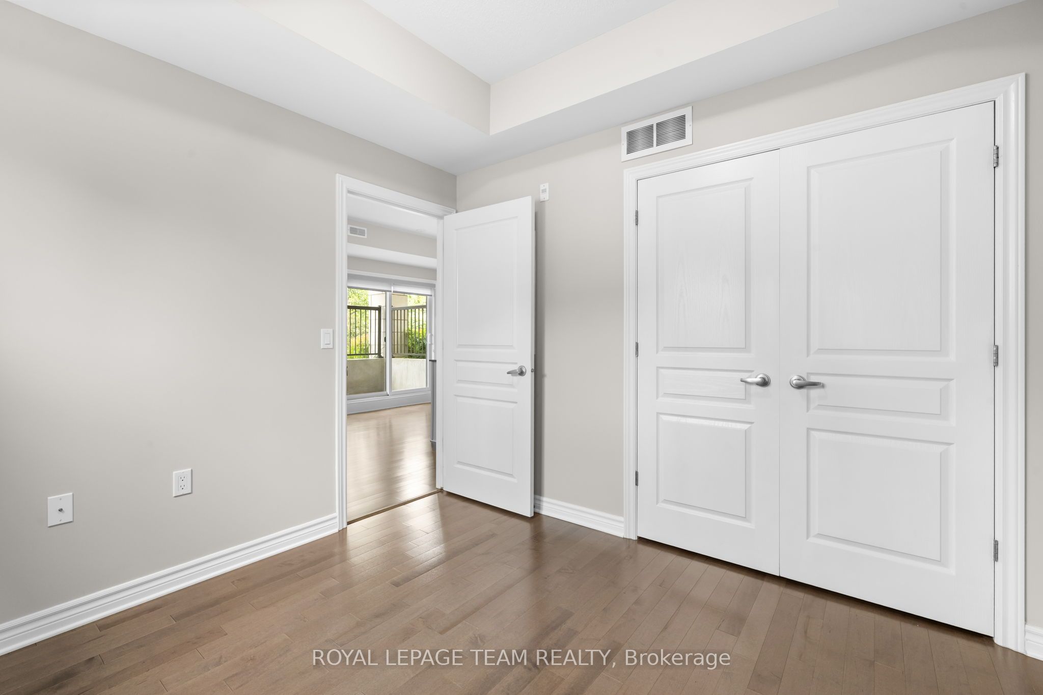 655 Beauparc Private 104 Property Photo 23