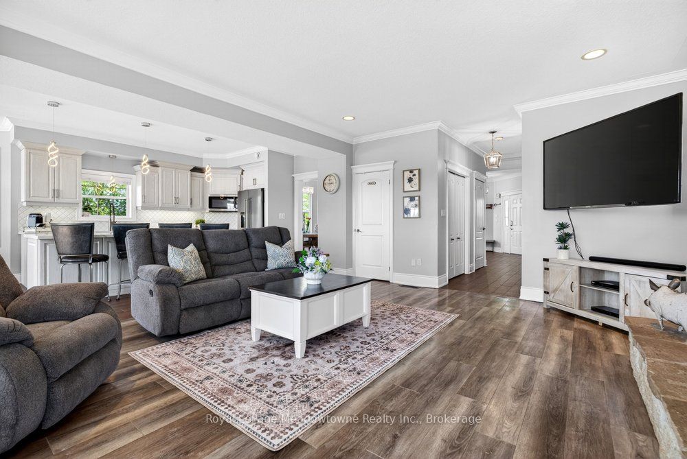 6750 Beatty Line N Property Photo 14