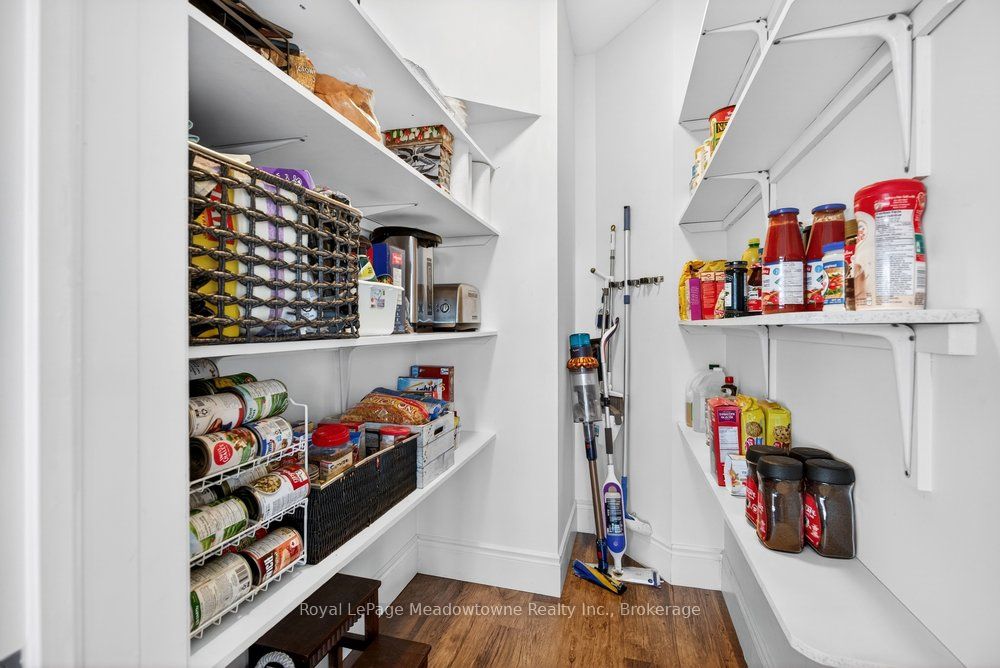 6750 Beatty Line N Property Photo 15