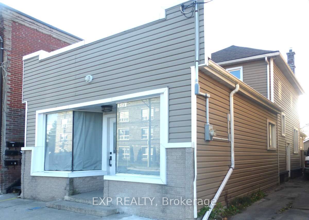 577 King Street Property Photo 3