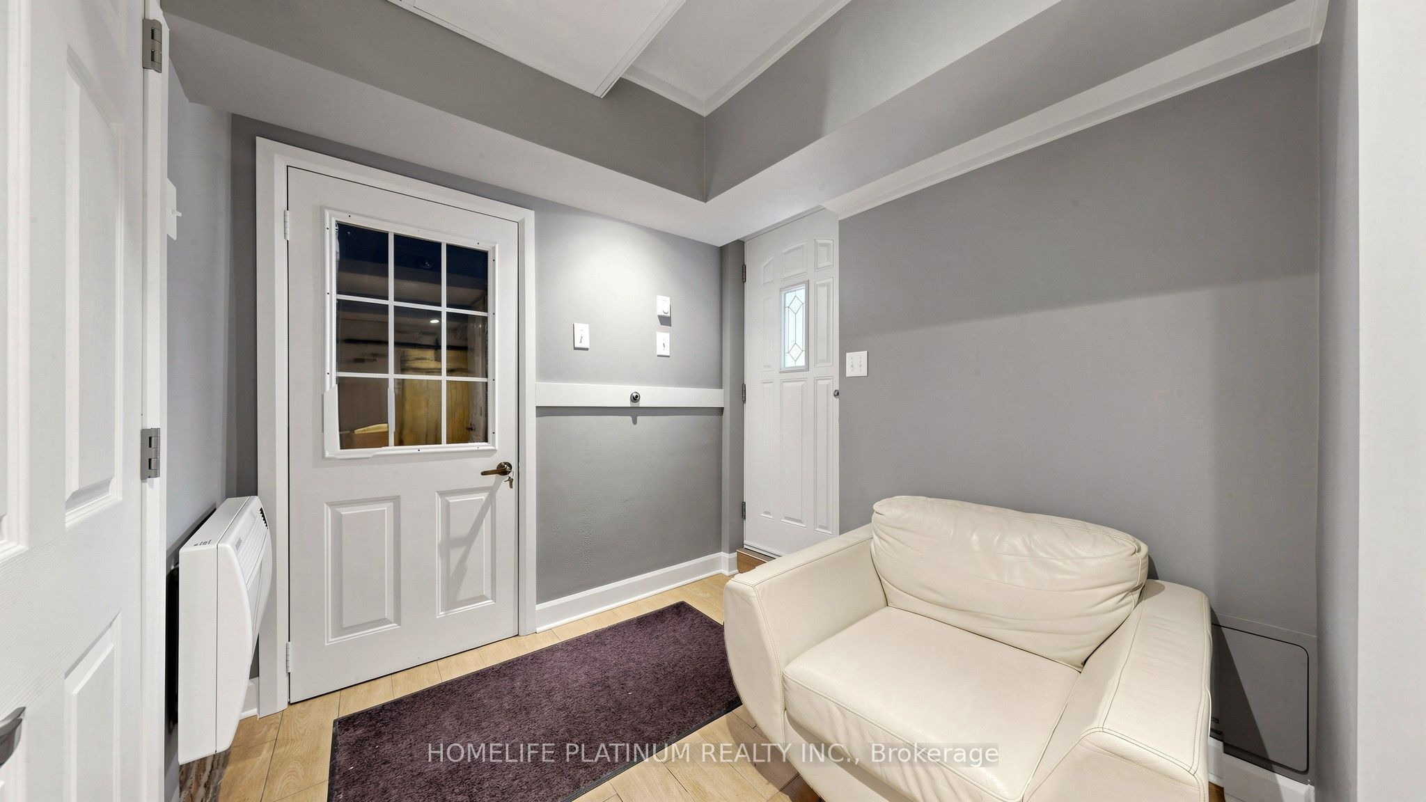 287 Courtland Avenue E Property Photo 27