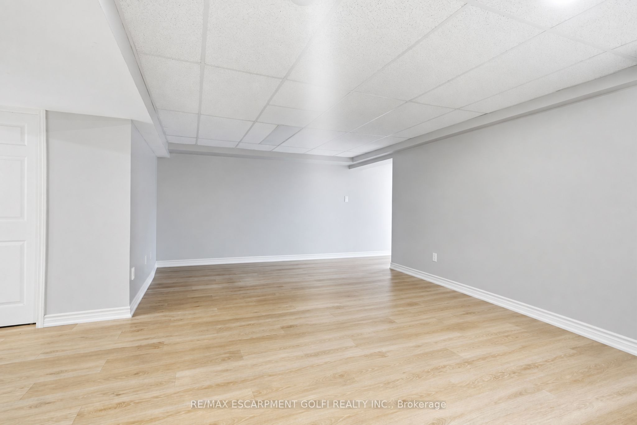 13 Golden Acres Drive Property Photo 29
