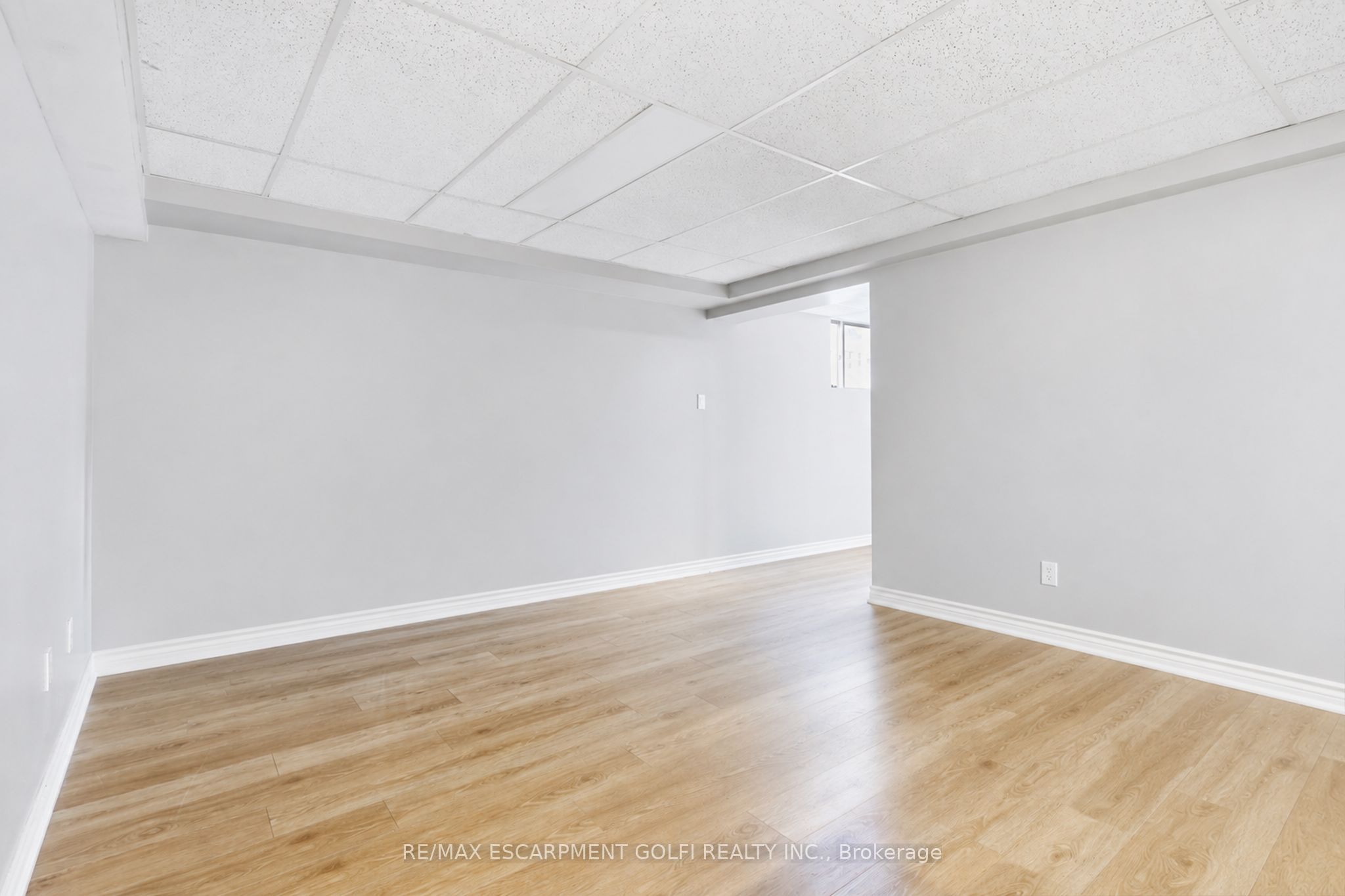 13 Golden Acres Drive Property Photo 31