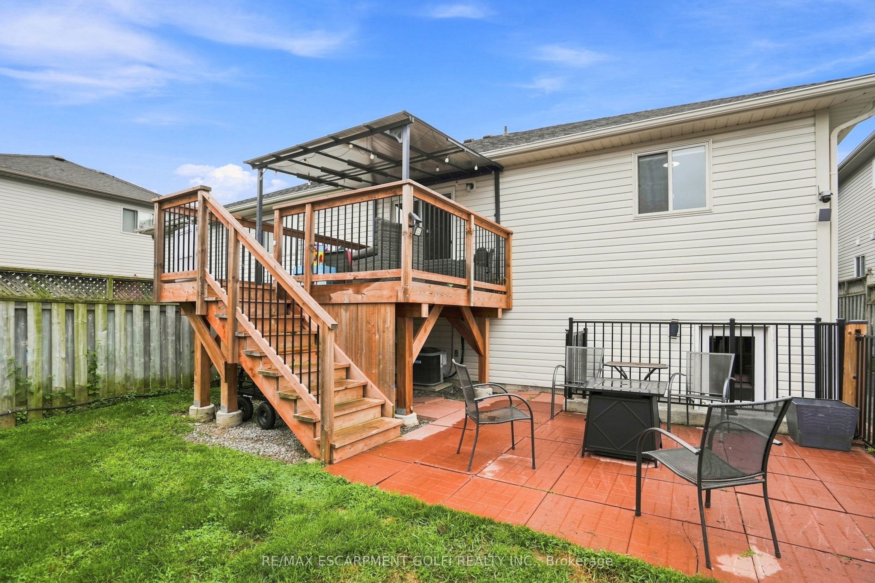 13 Golden Acres Drive Property Photo 39