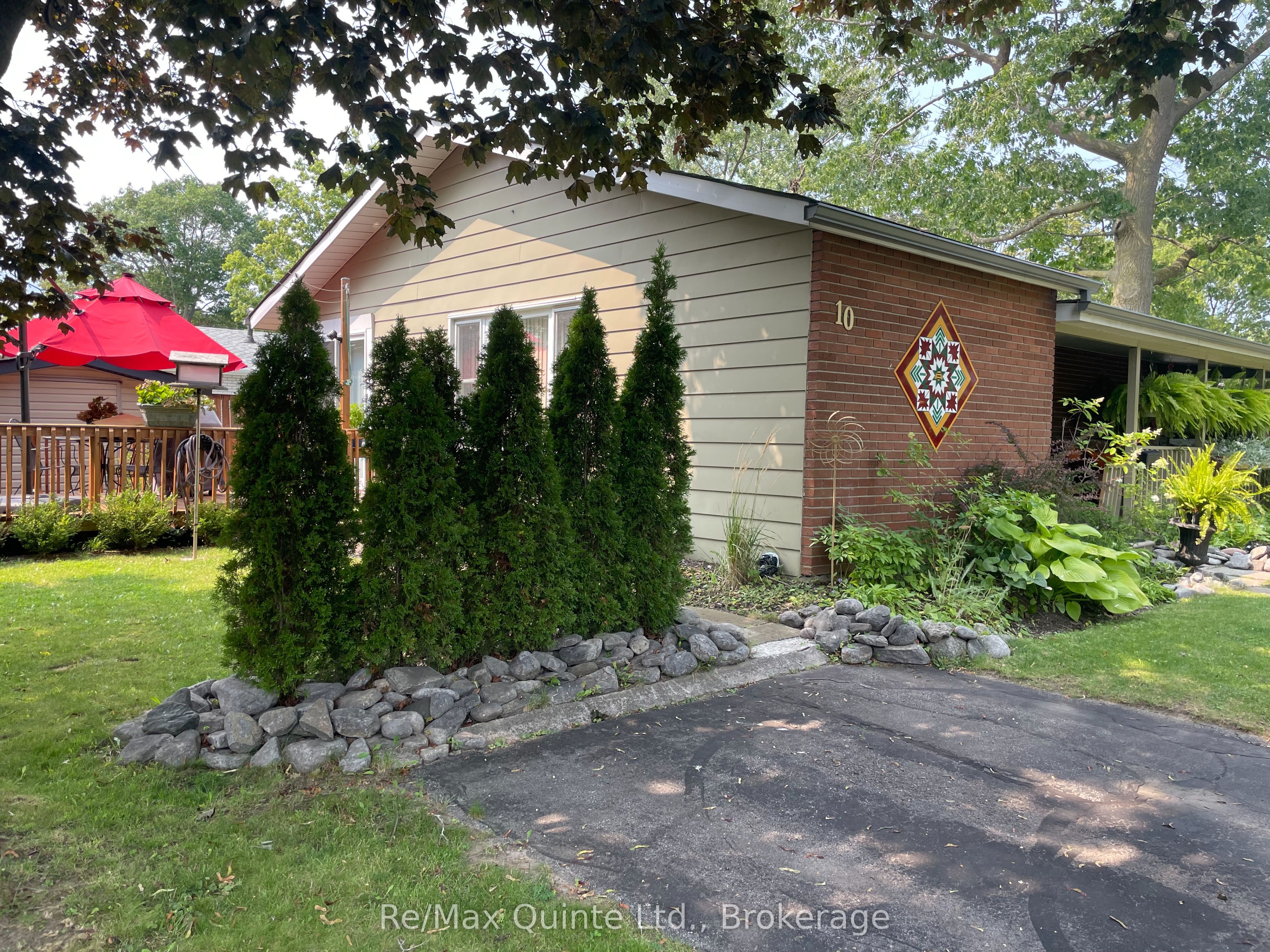 10 Mcquade Drive Property Photo 2