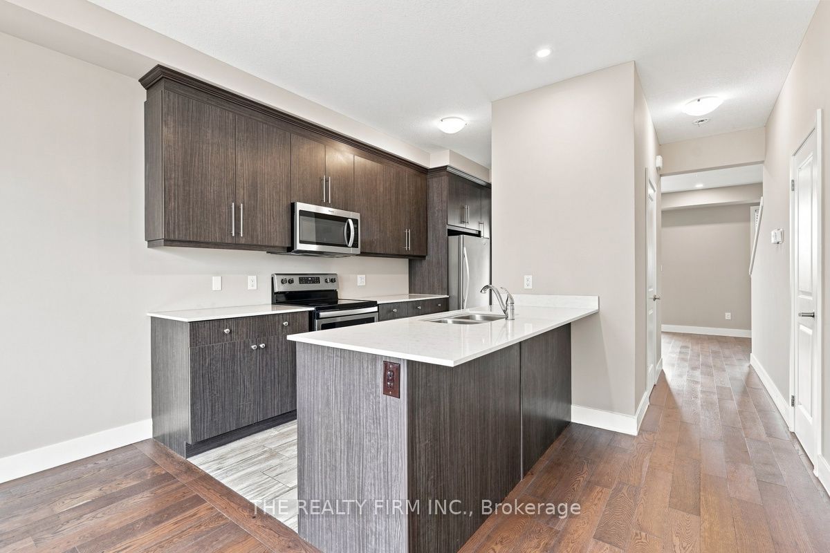 2140 Meadowgate Boulevard Property Photo 6