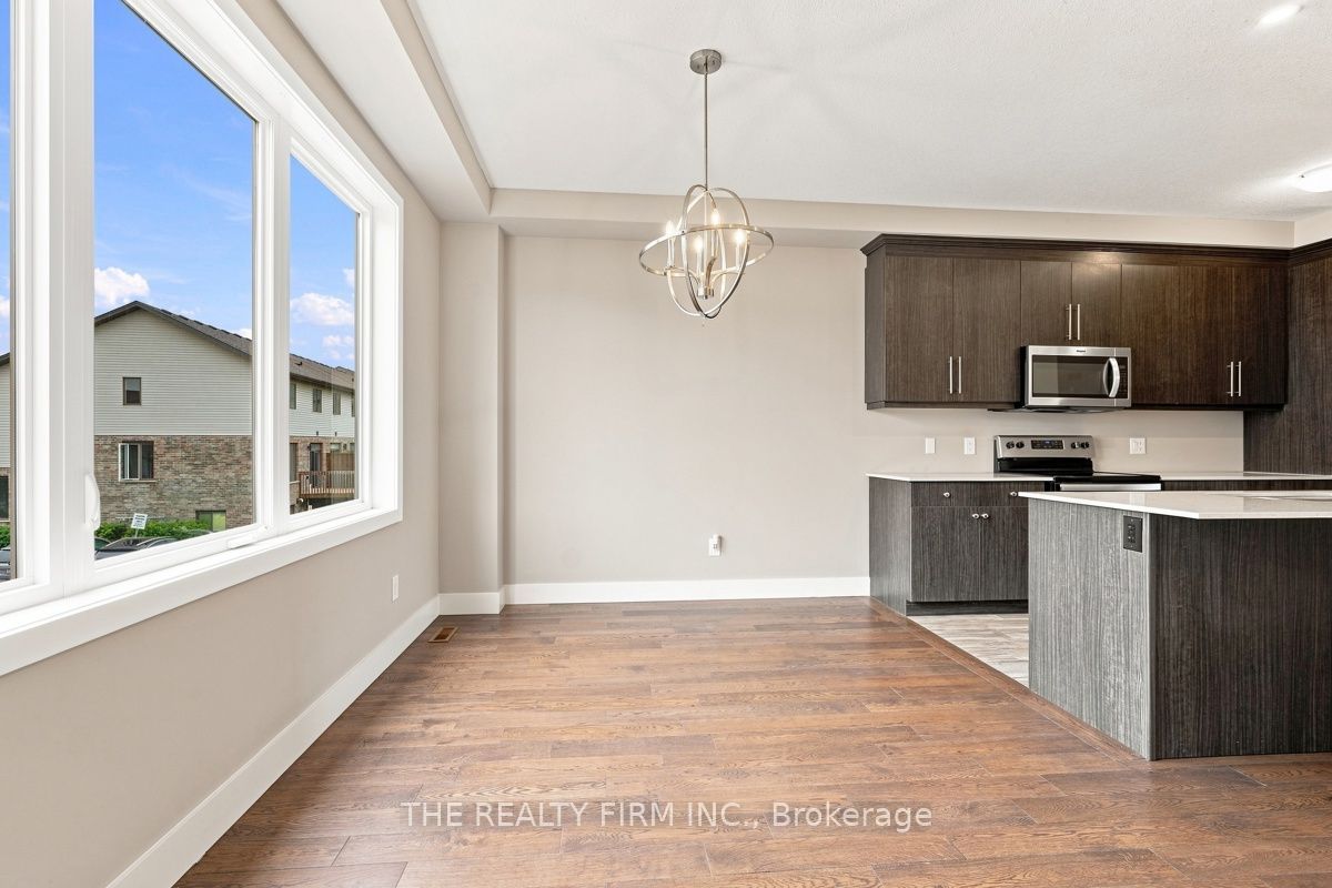 2140 Meadowgate Boulevard Property Photo 10