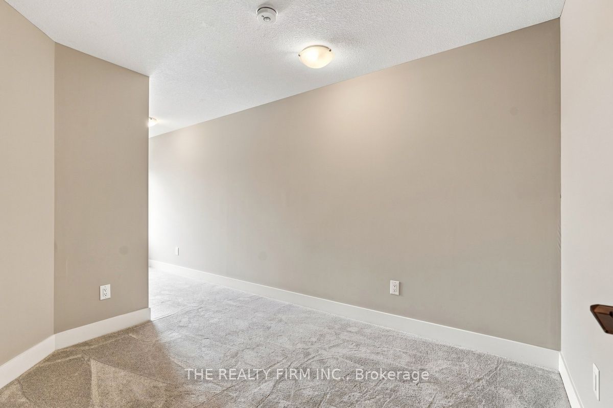 2140 Meadowgate Boulevard Property Photo 21