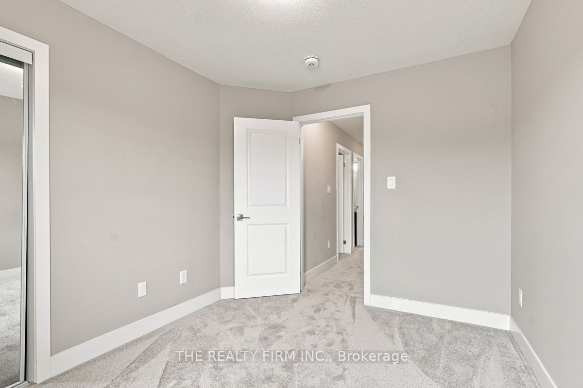 2140 Meadowgate Boulevard Property Photo 24