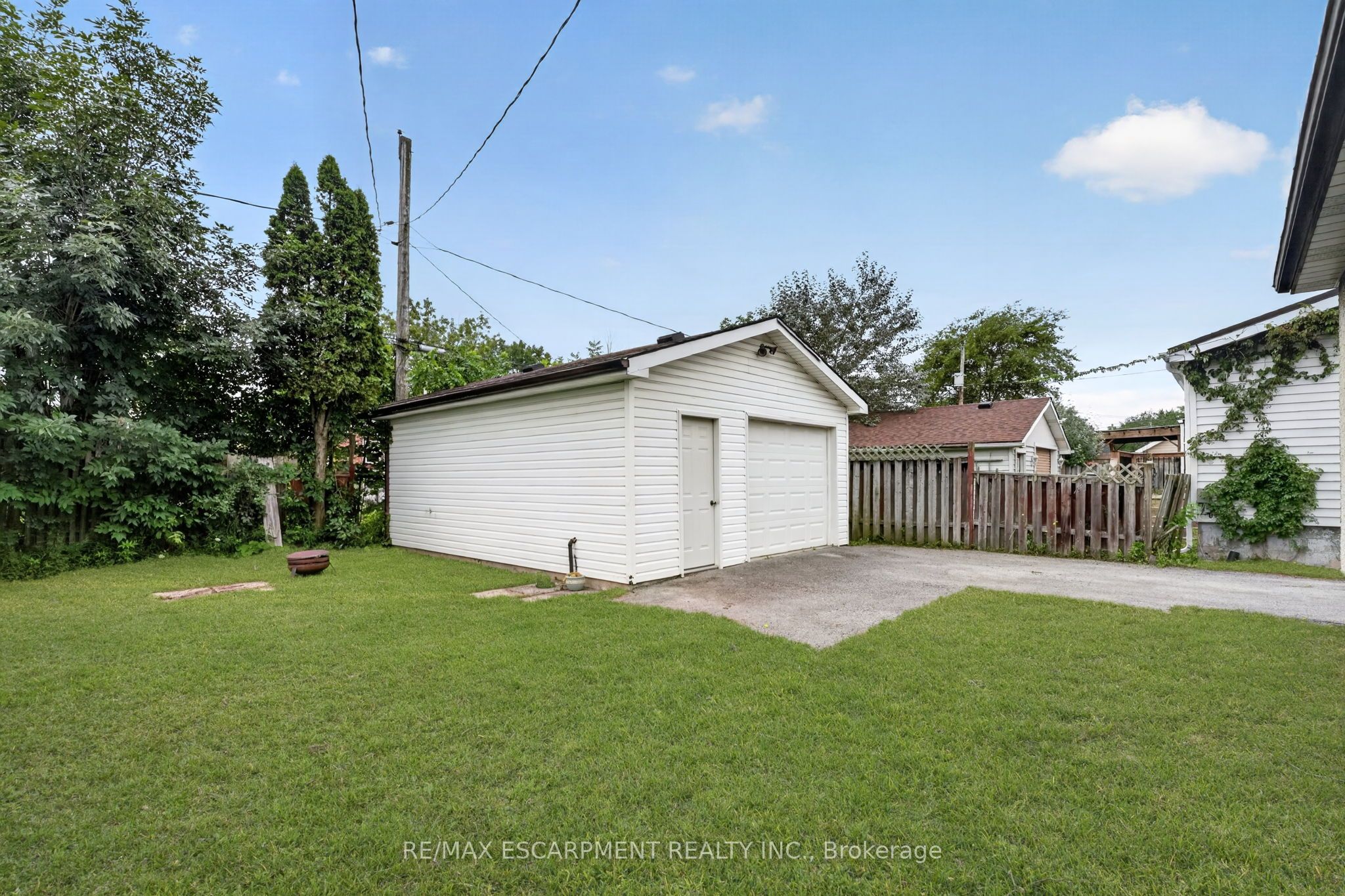 333 Simpson Avenue Property Photo 3