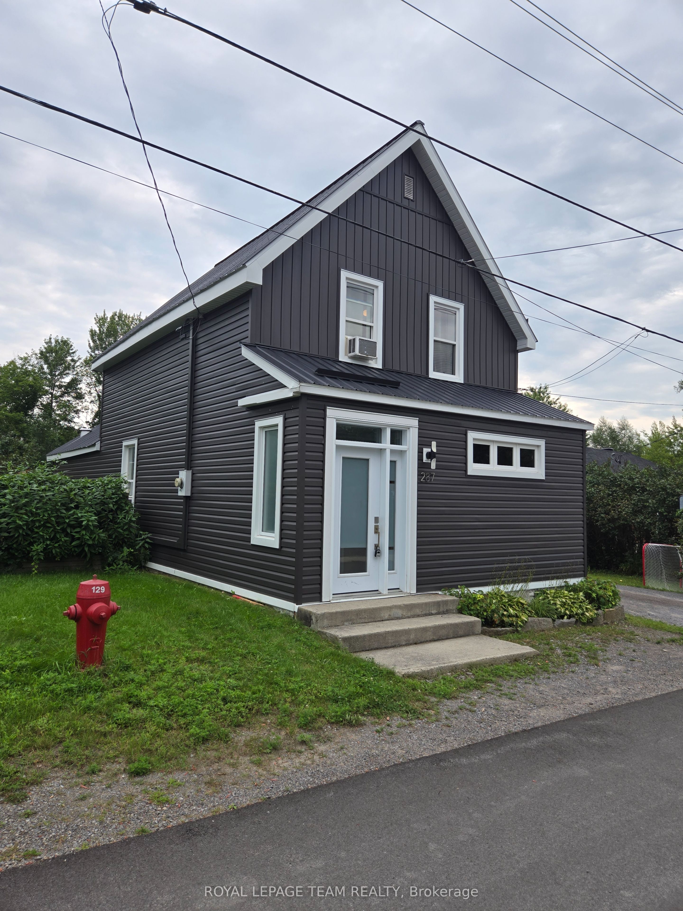 287 Water Street Property Photo 2
