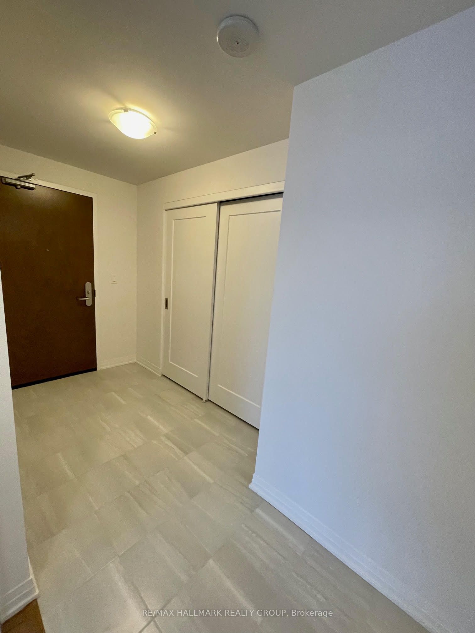 805 Carling Avenue 3002 Property Photo 6
