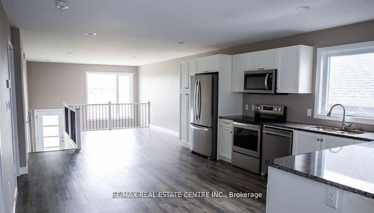 133 Howard Road Property Photo 3