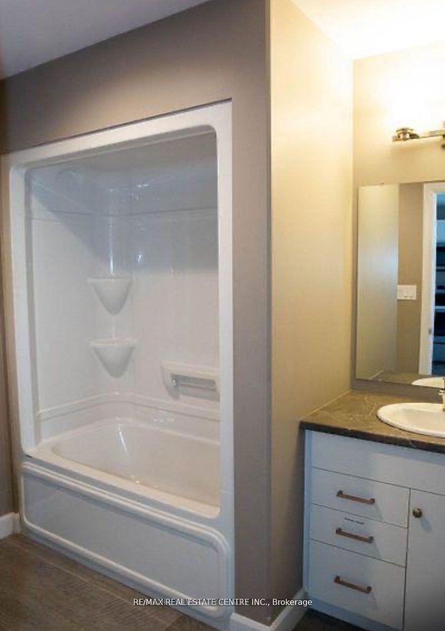 133 Howard Road Property Photo 7