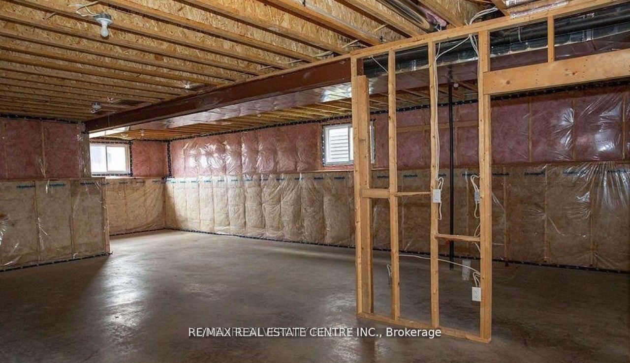 133 Howard Road Property Photo 10