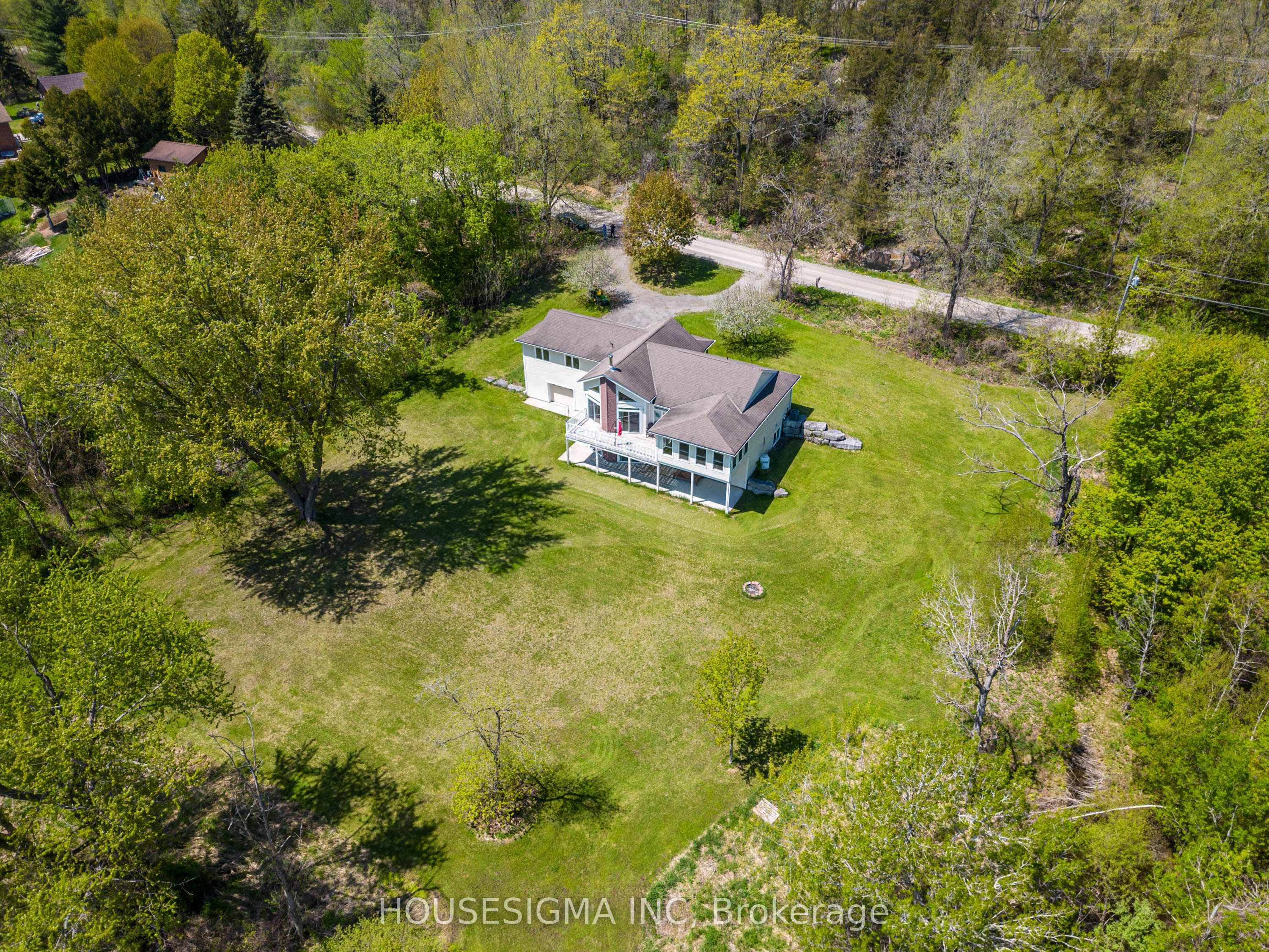 139 Old River Road Property Photo 7