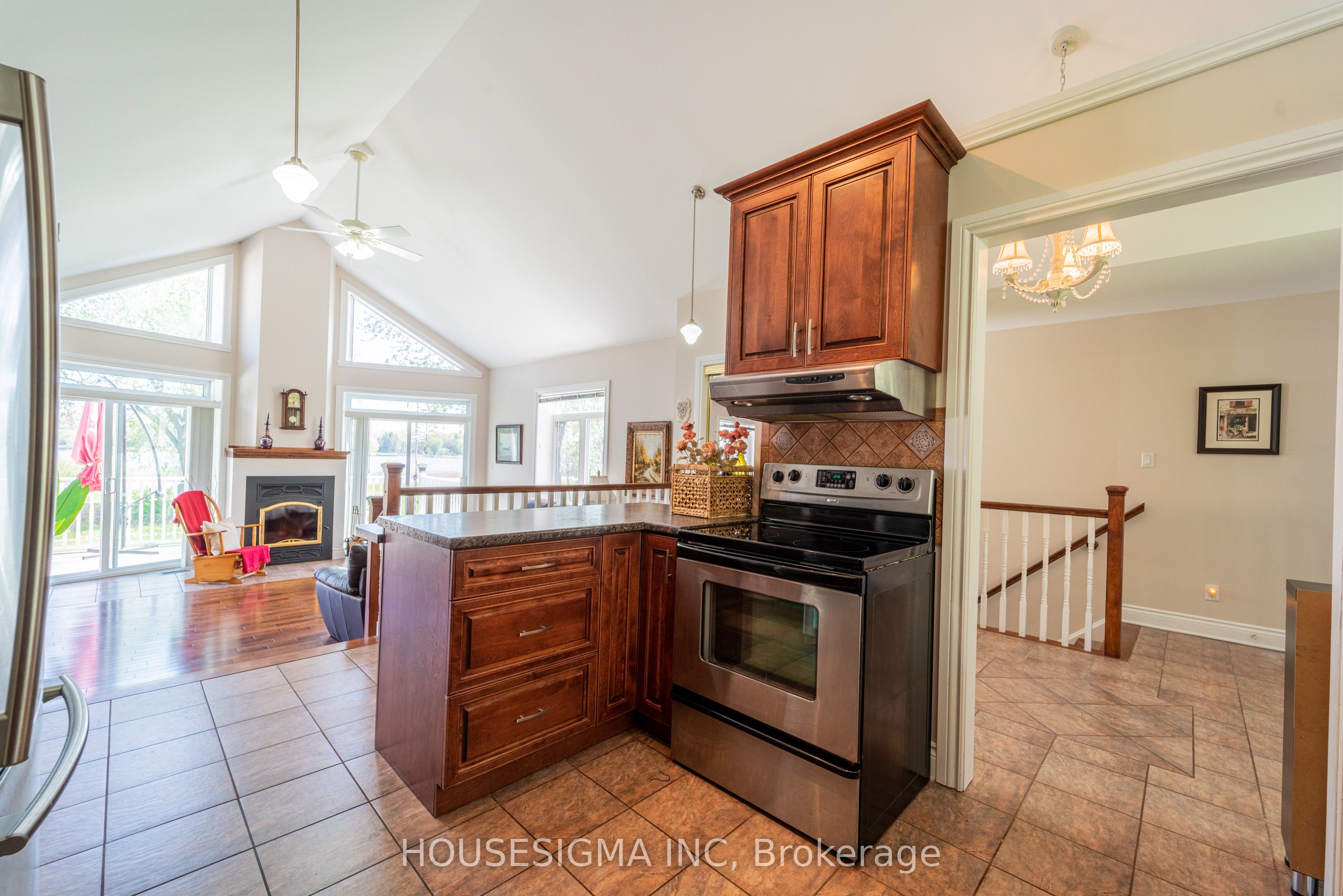 139 Old River Road Property Photo 14