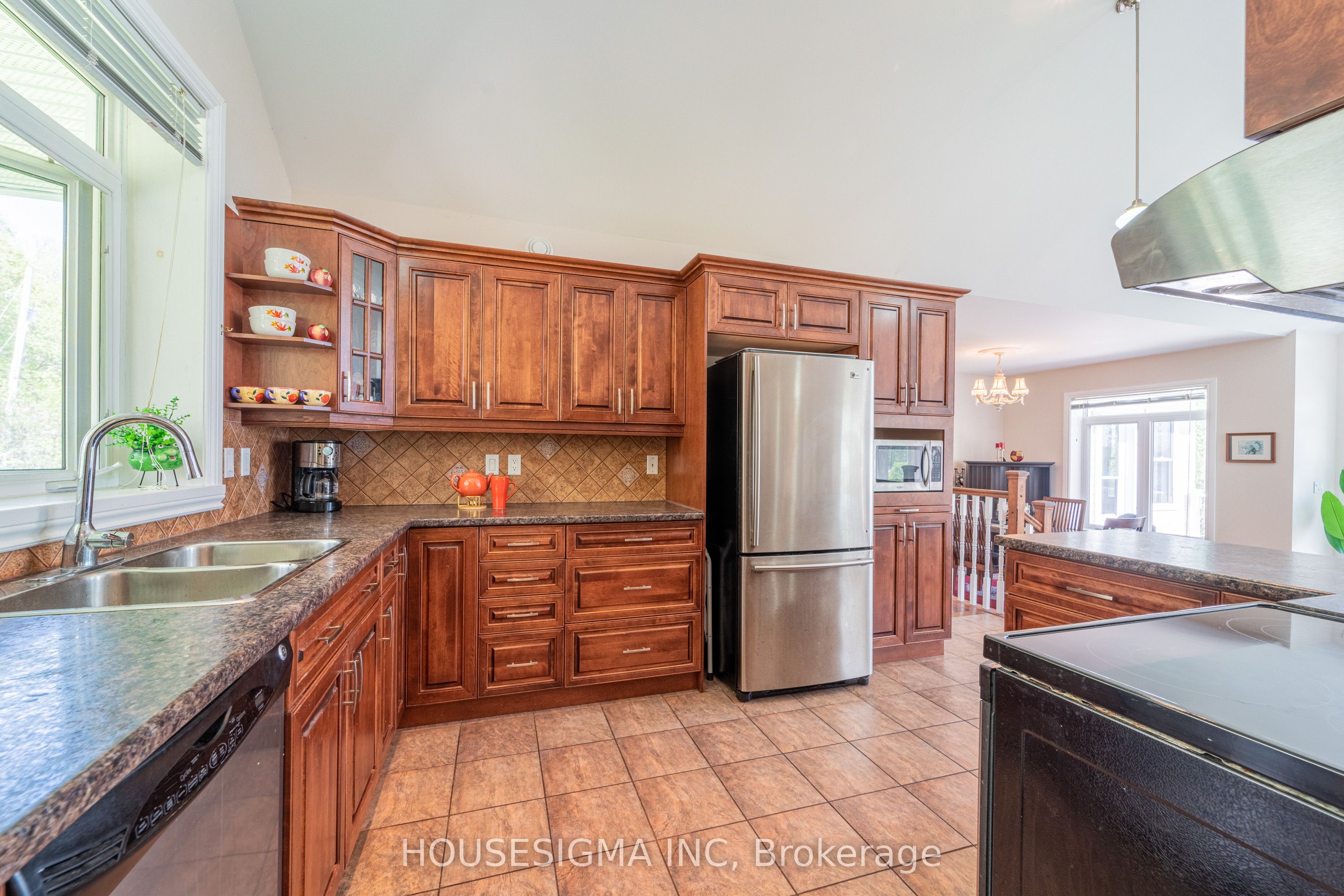 139 Old River Road Property Photo 15