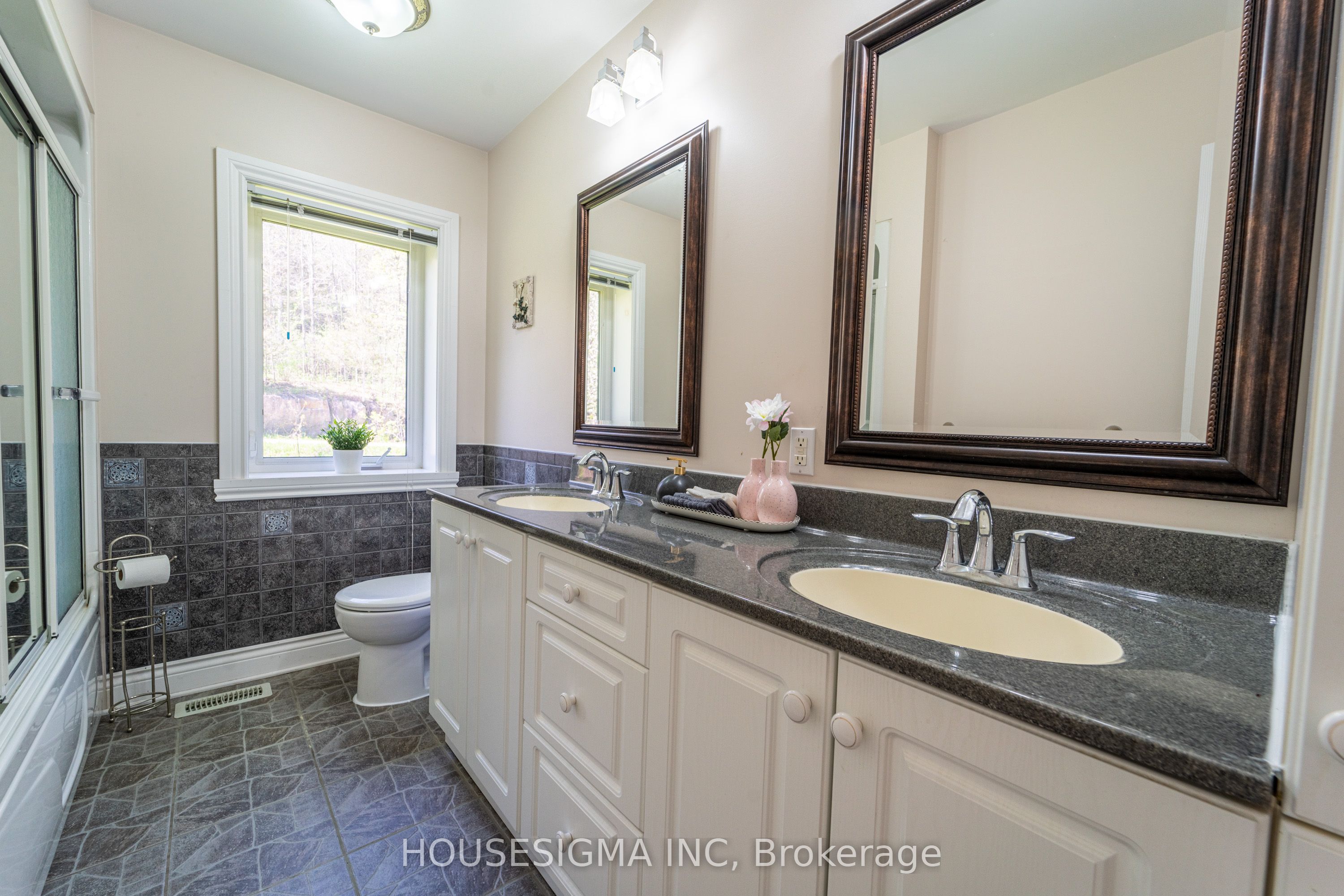 139 Old River Road Property Photo 22