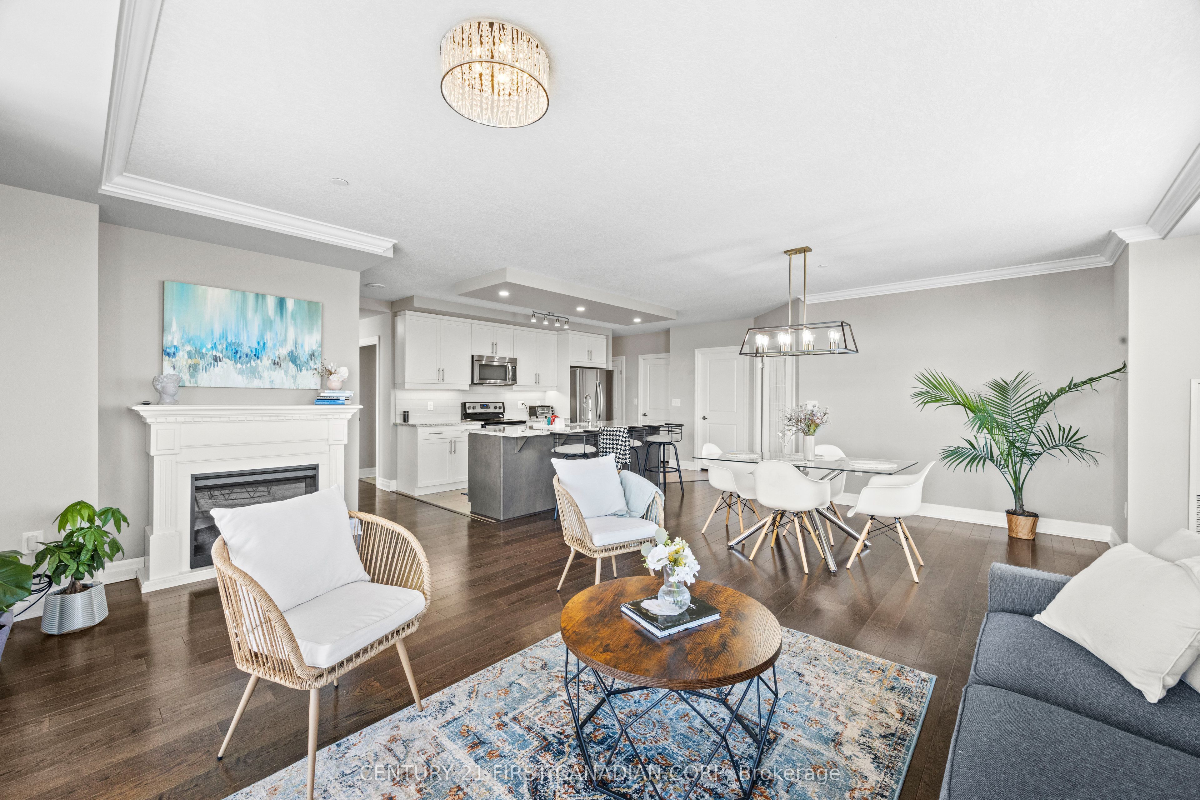 240 Village Walk Boulevard 605 Property Photo 15