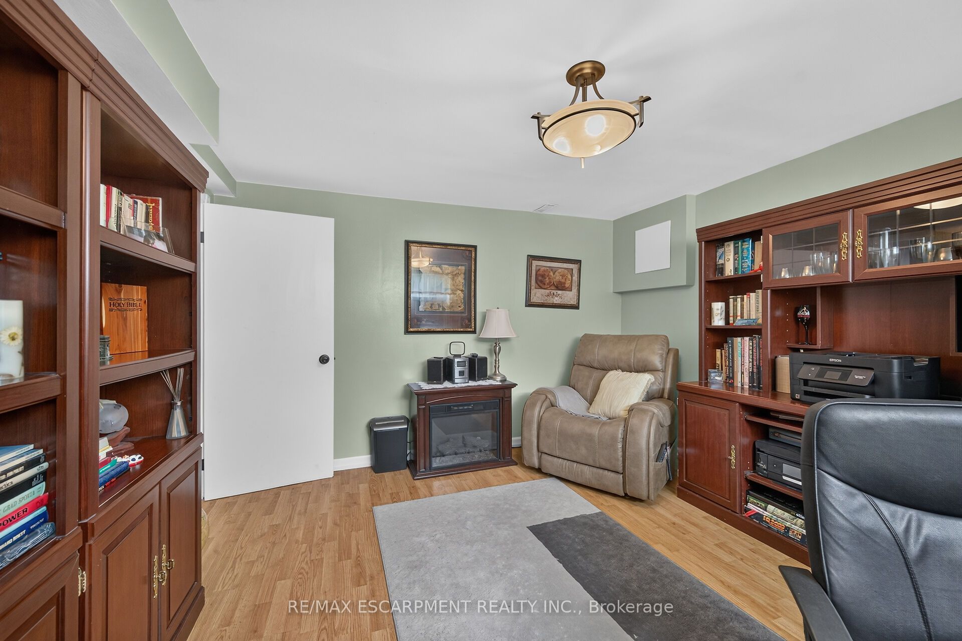 49 Brookstream Court Property Photo 37