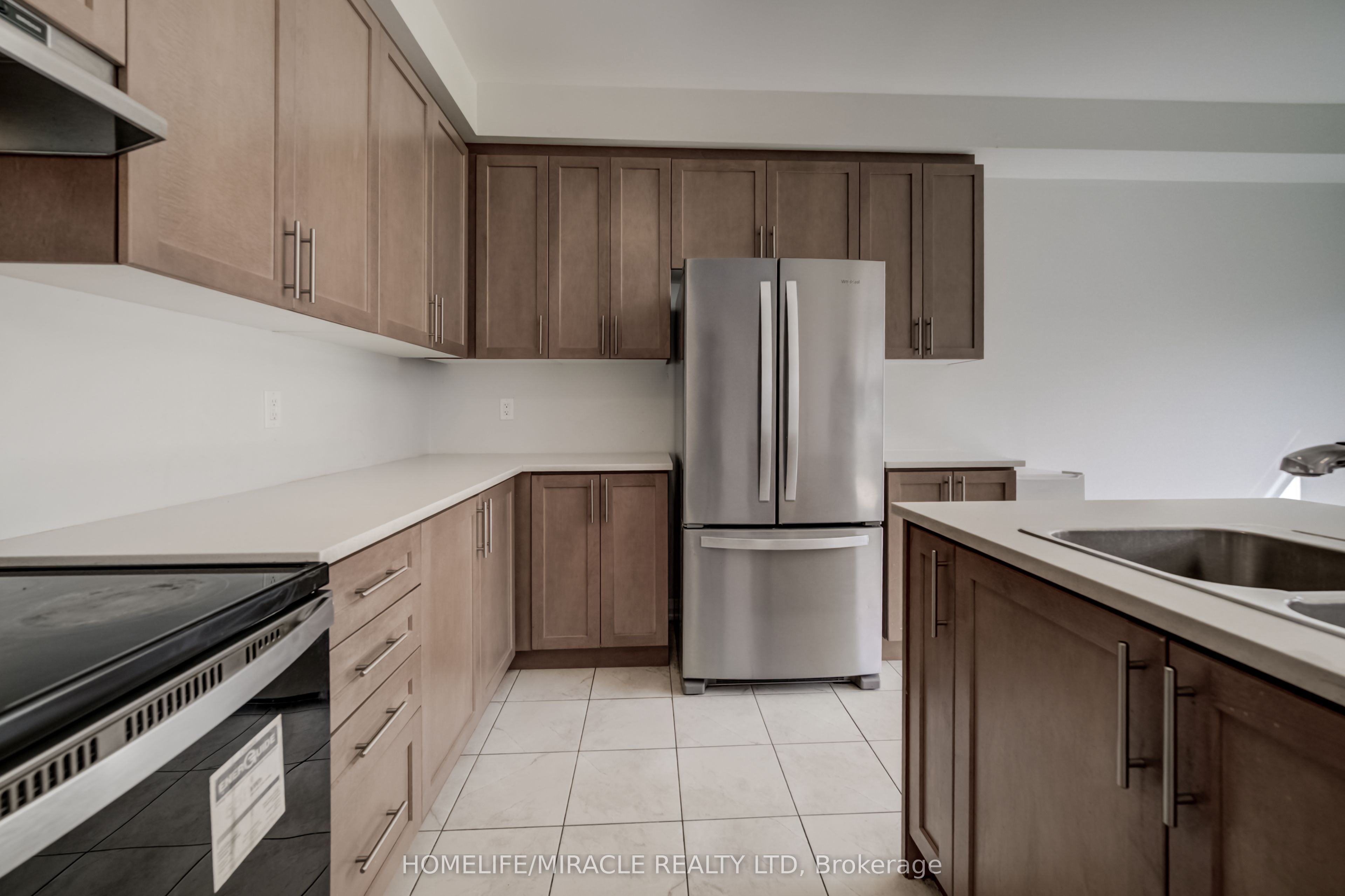 76 Mackay Drive Property Photo 15