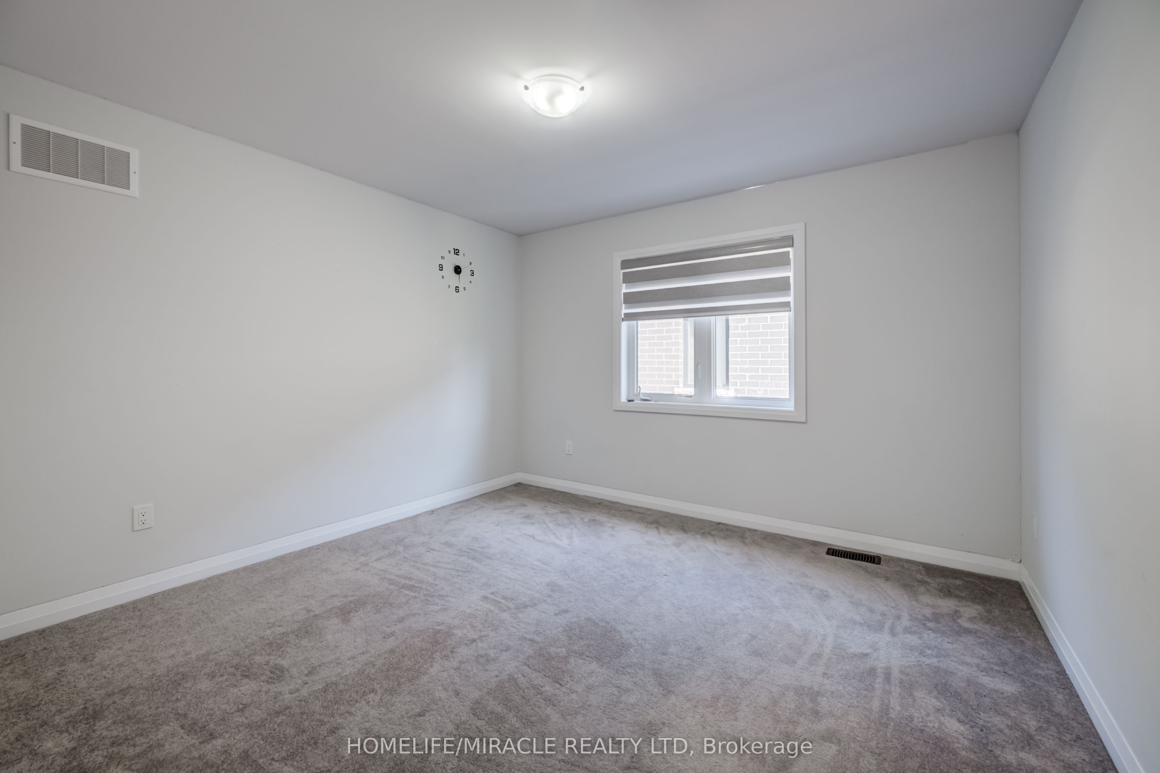 76 Mackay Drive Property Photo 32