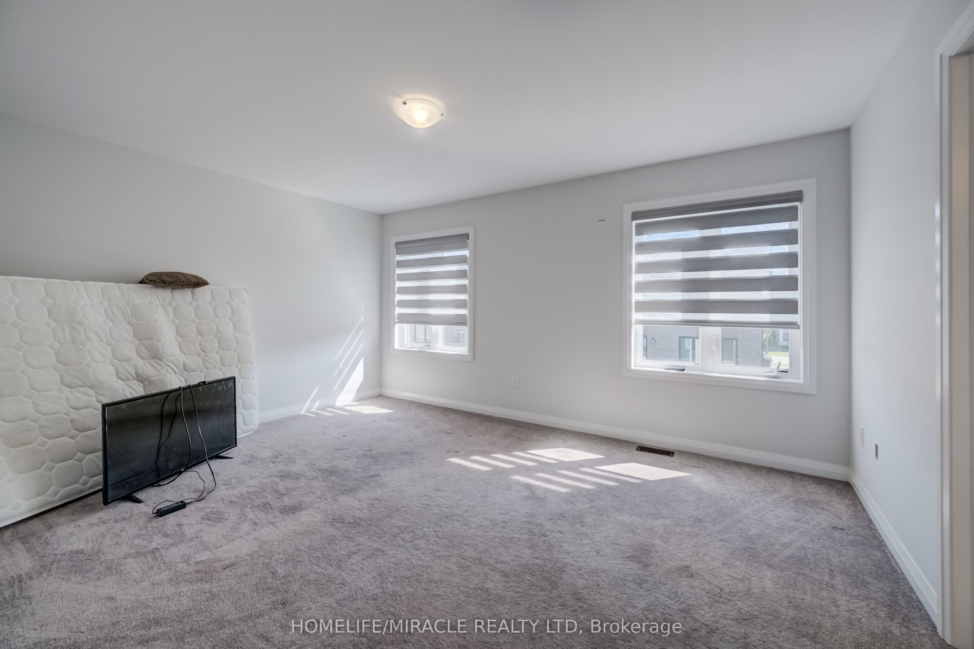 76 Mackay Drive Property Photo 35