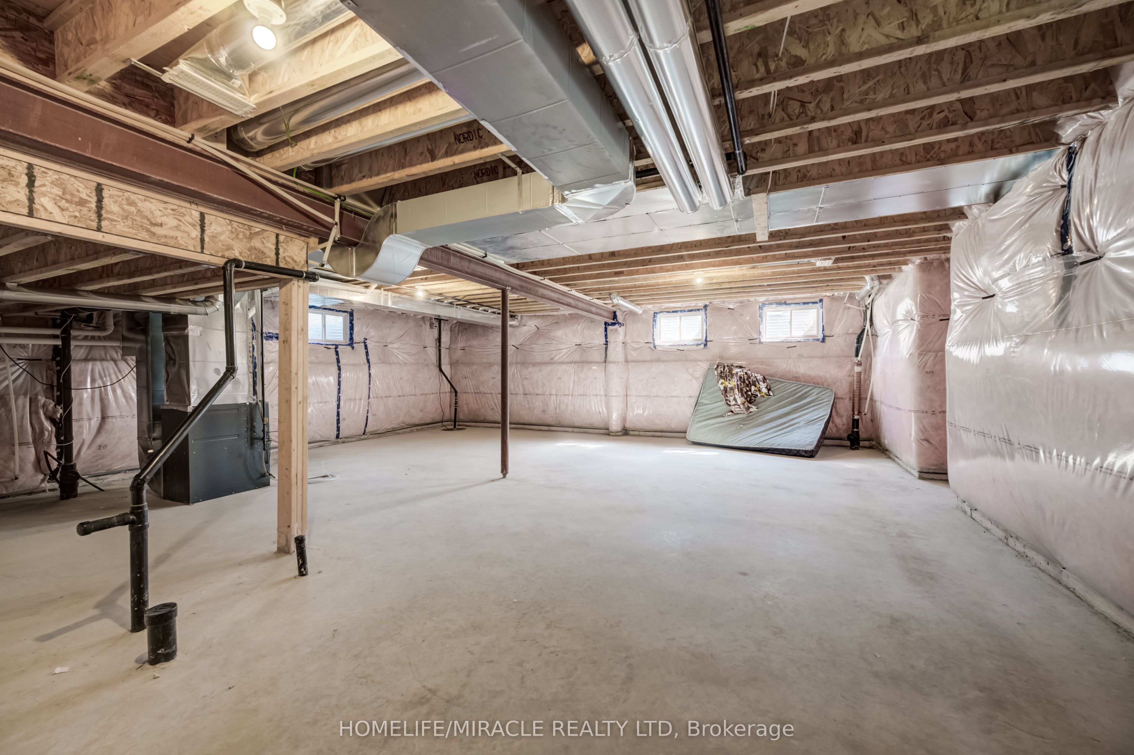 76 Mackay Drive Property Photo 41