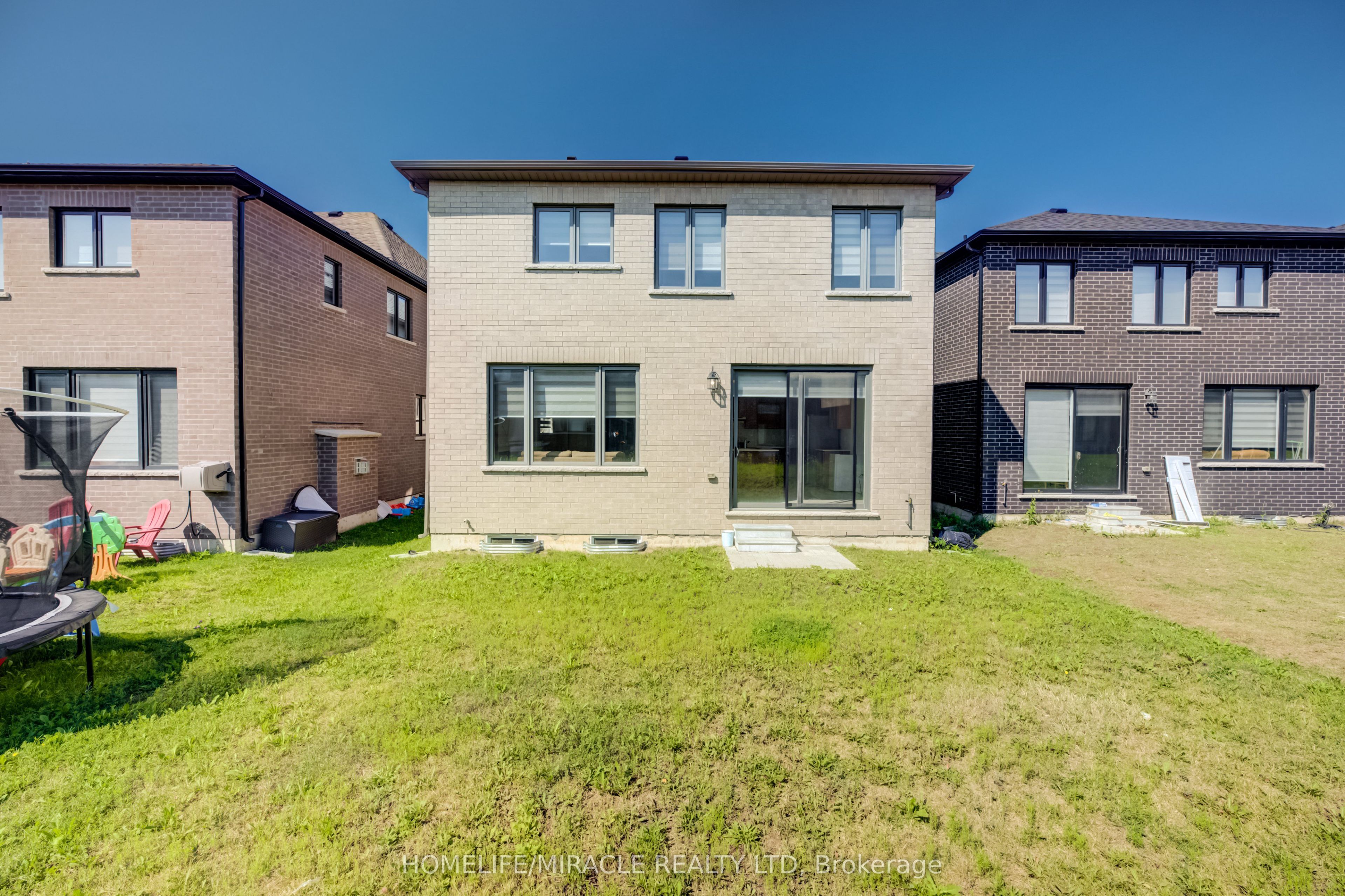 76 Mackay Drive Property Photo 44