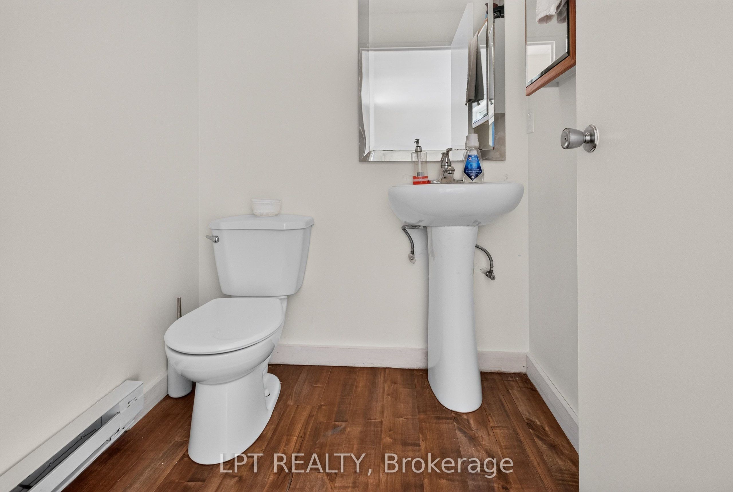 50 Burnside Avenue 203 Property Photo 20