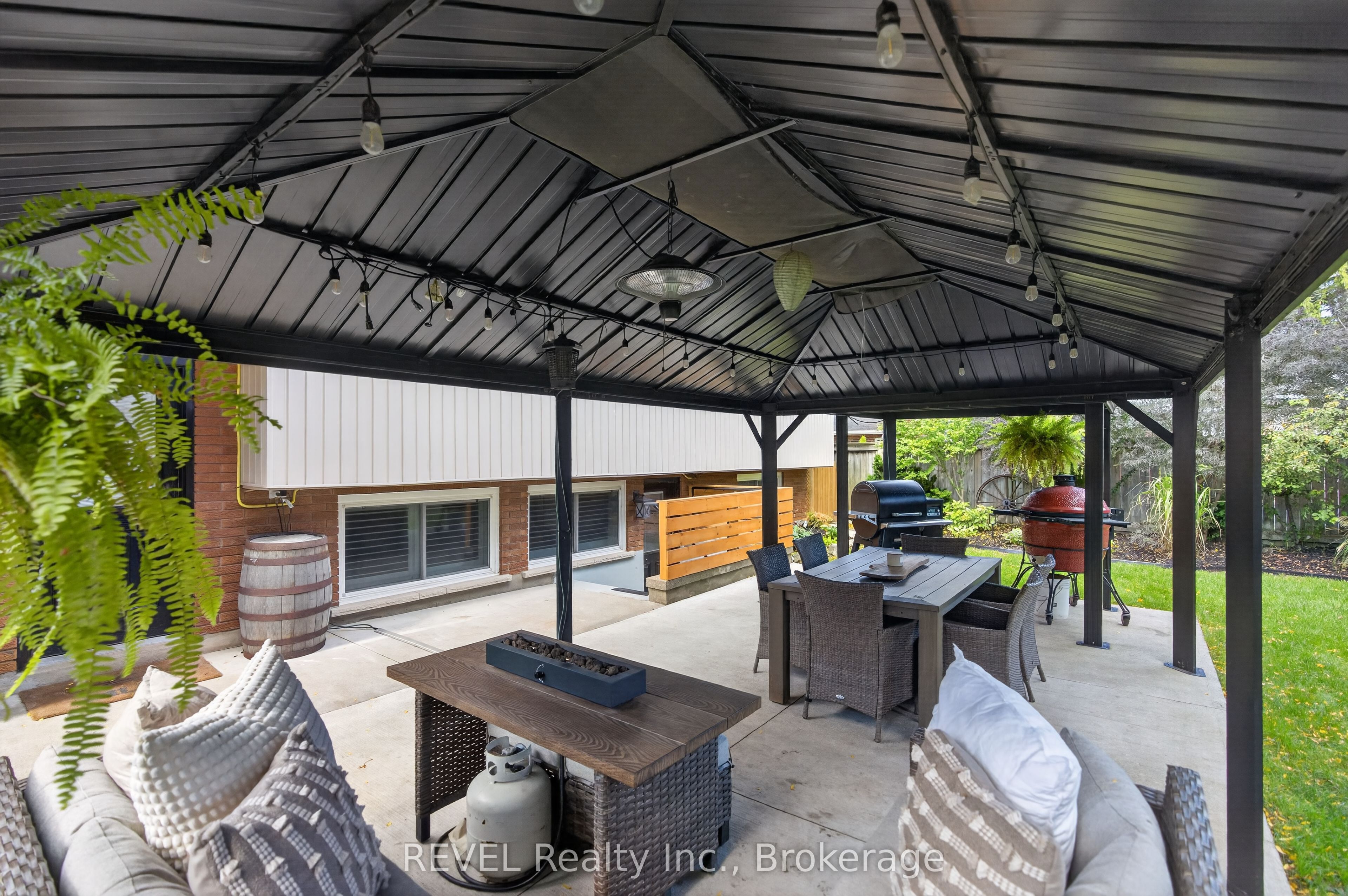34 Royal York Road Property Photo 46