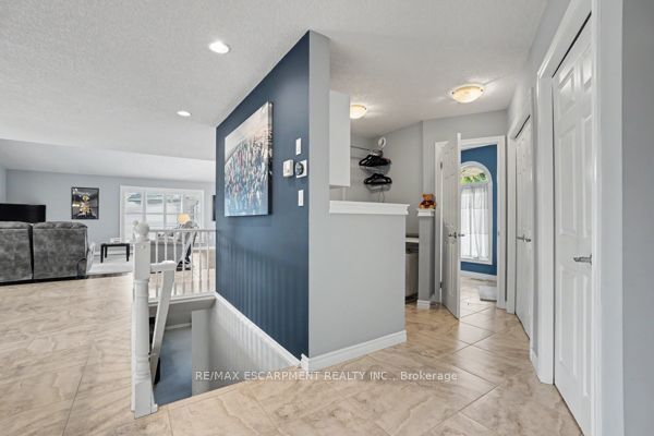 8 Upton Court Property Photo 20