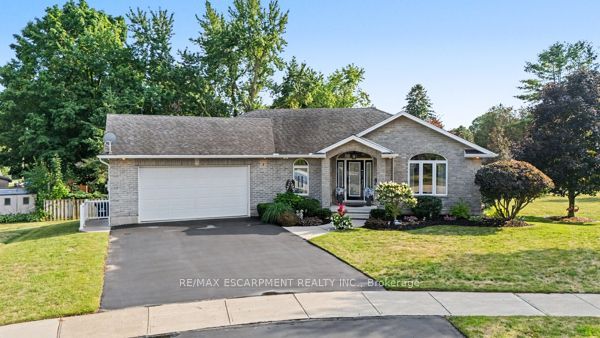 8 Upton Court Property Photo 42