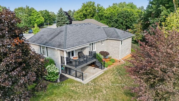 8 Upton Court Property Photo 45