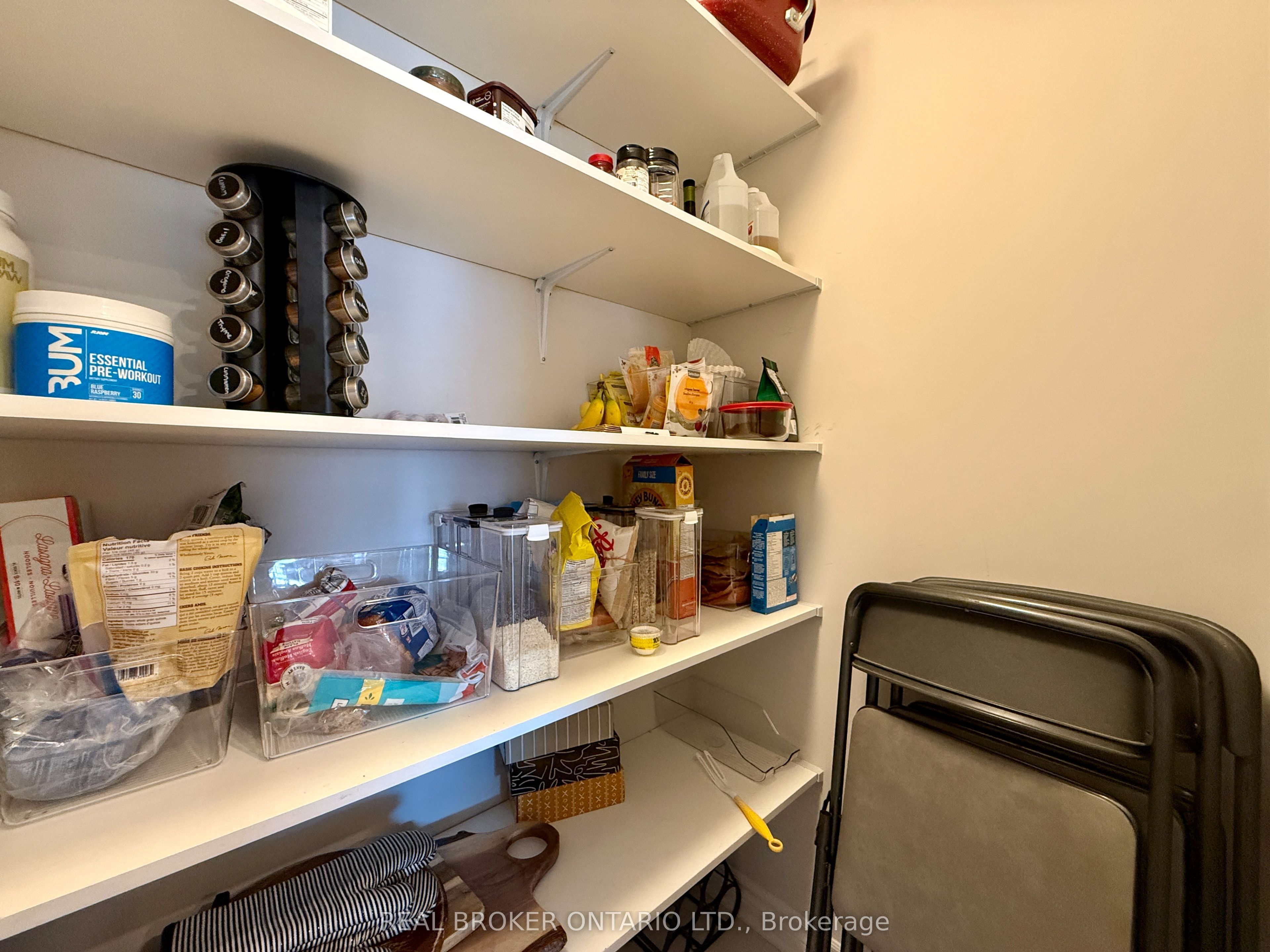 511 Stadacone Row Property Photo 14