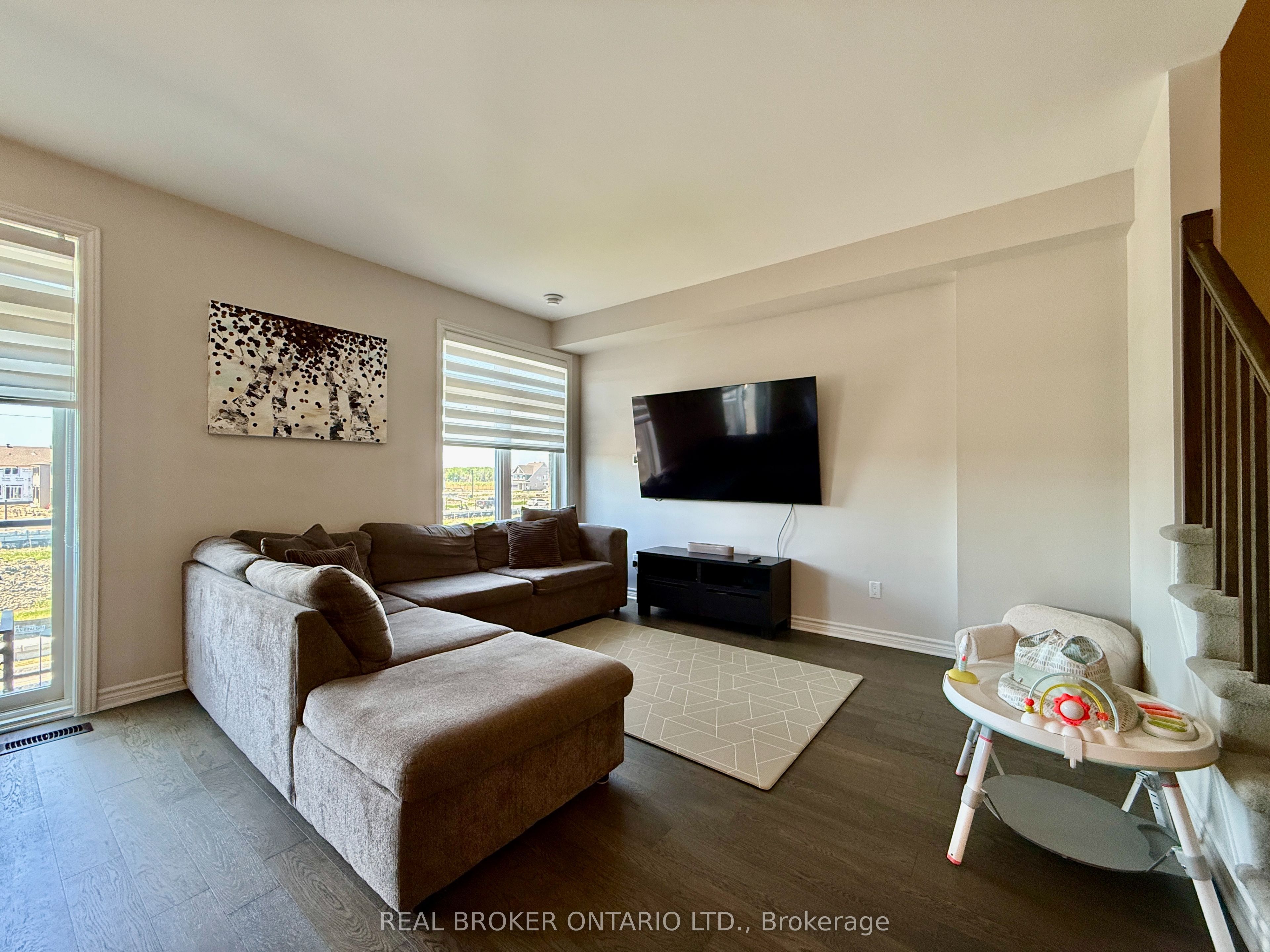 511 Stadacone Row Property Photo 17