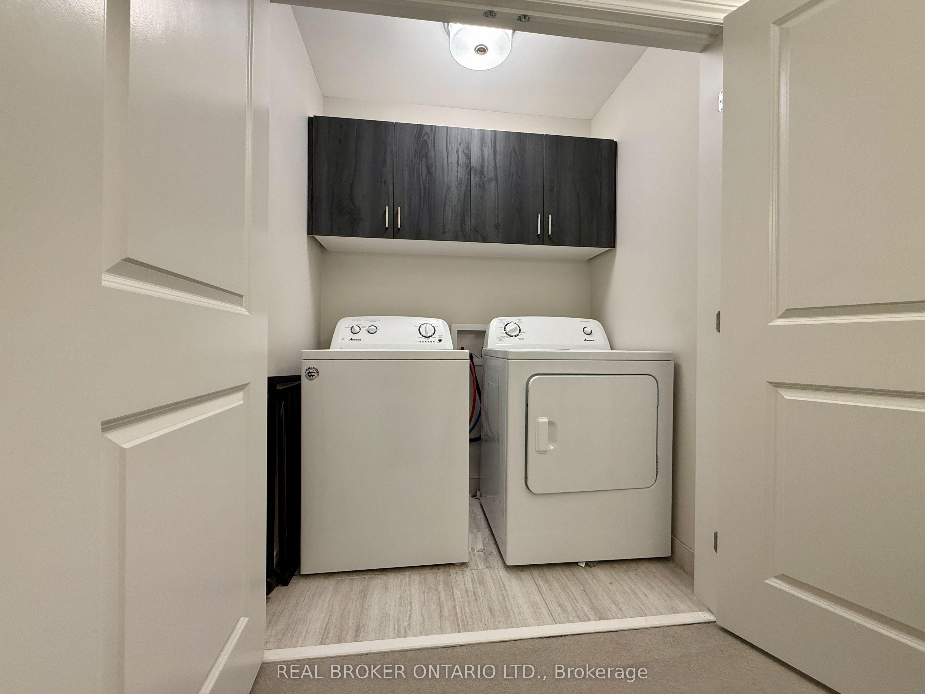 511 Stadacone Row Property Photo 22