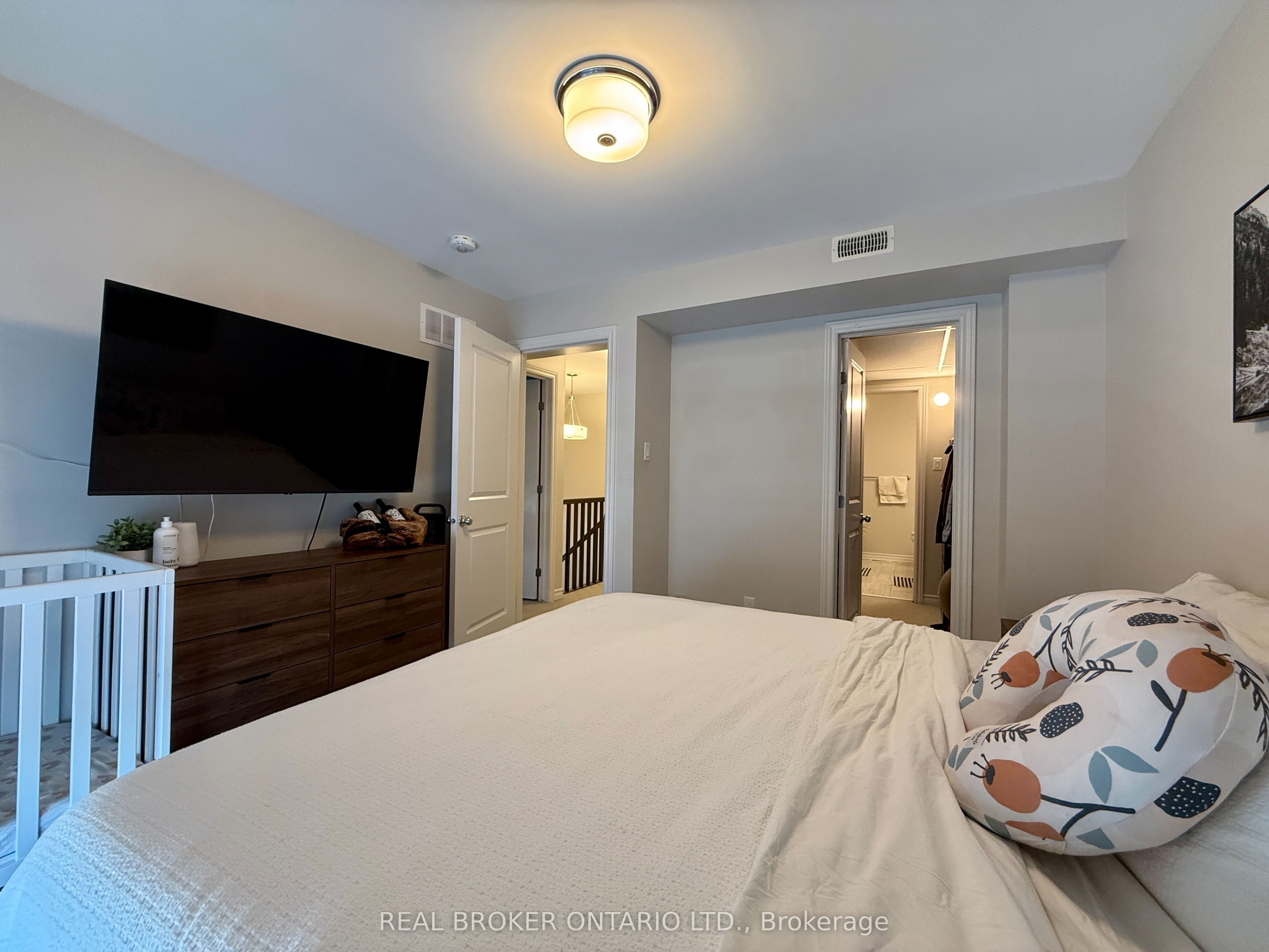511 Stadacone Row Property Photo 26