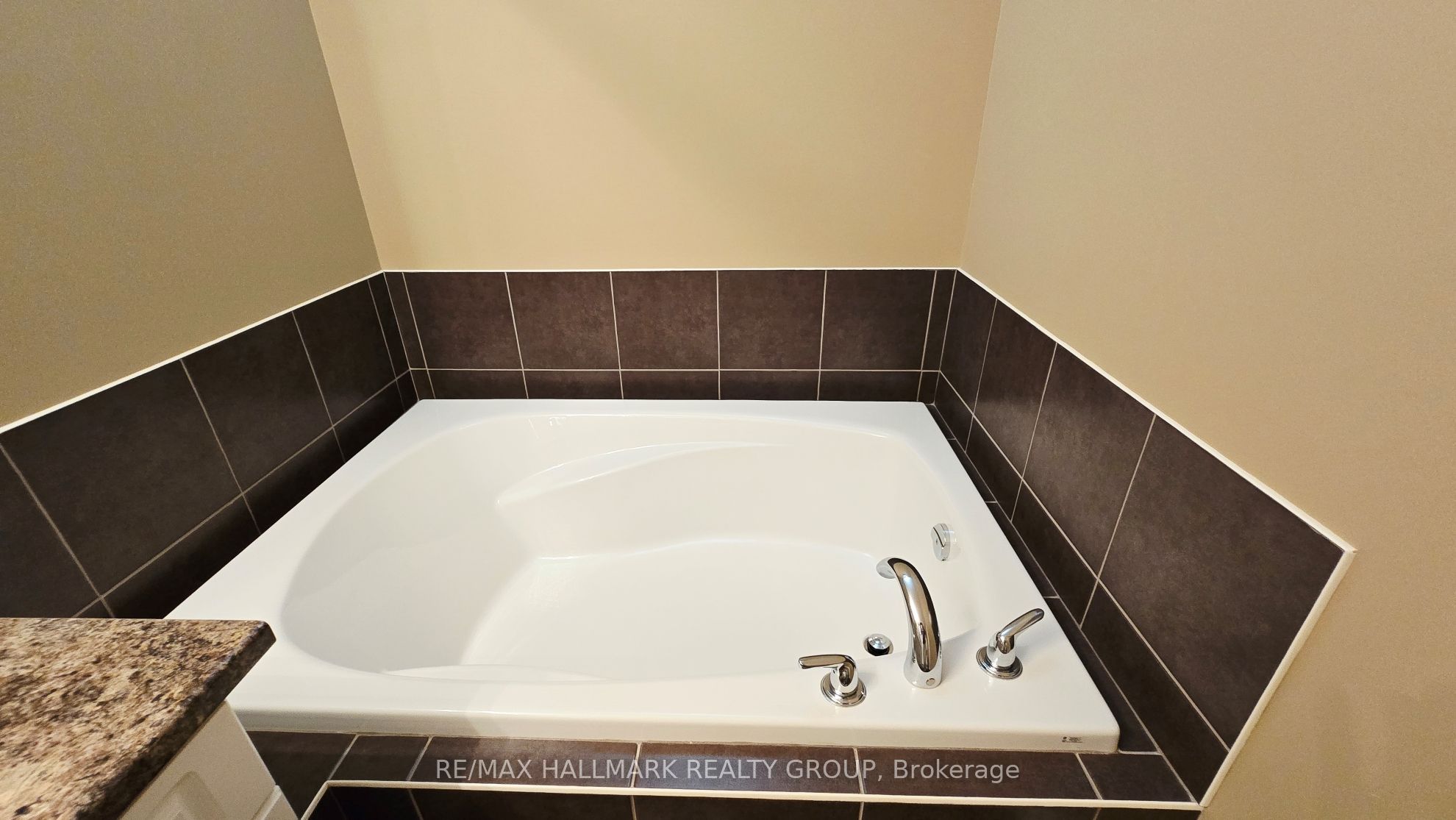 50 Edenvale Drive Property Photo 17