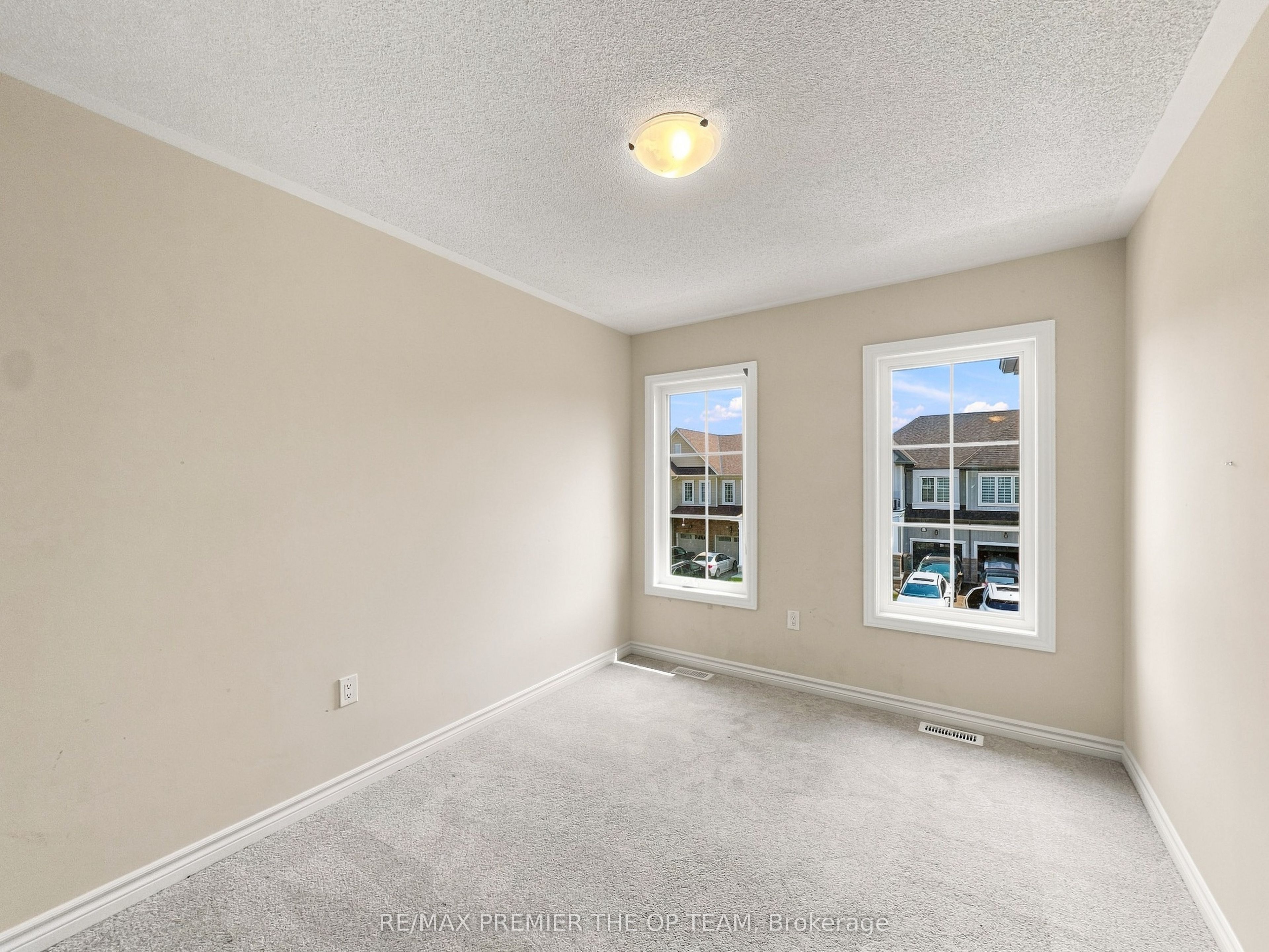 116 Molozzi Street Property Photo 15