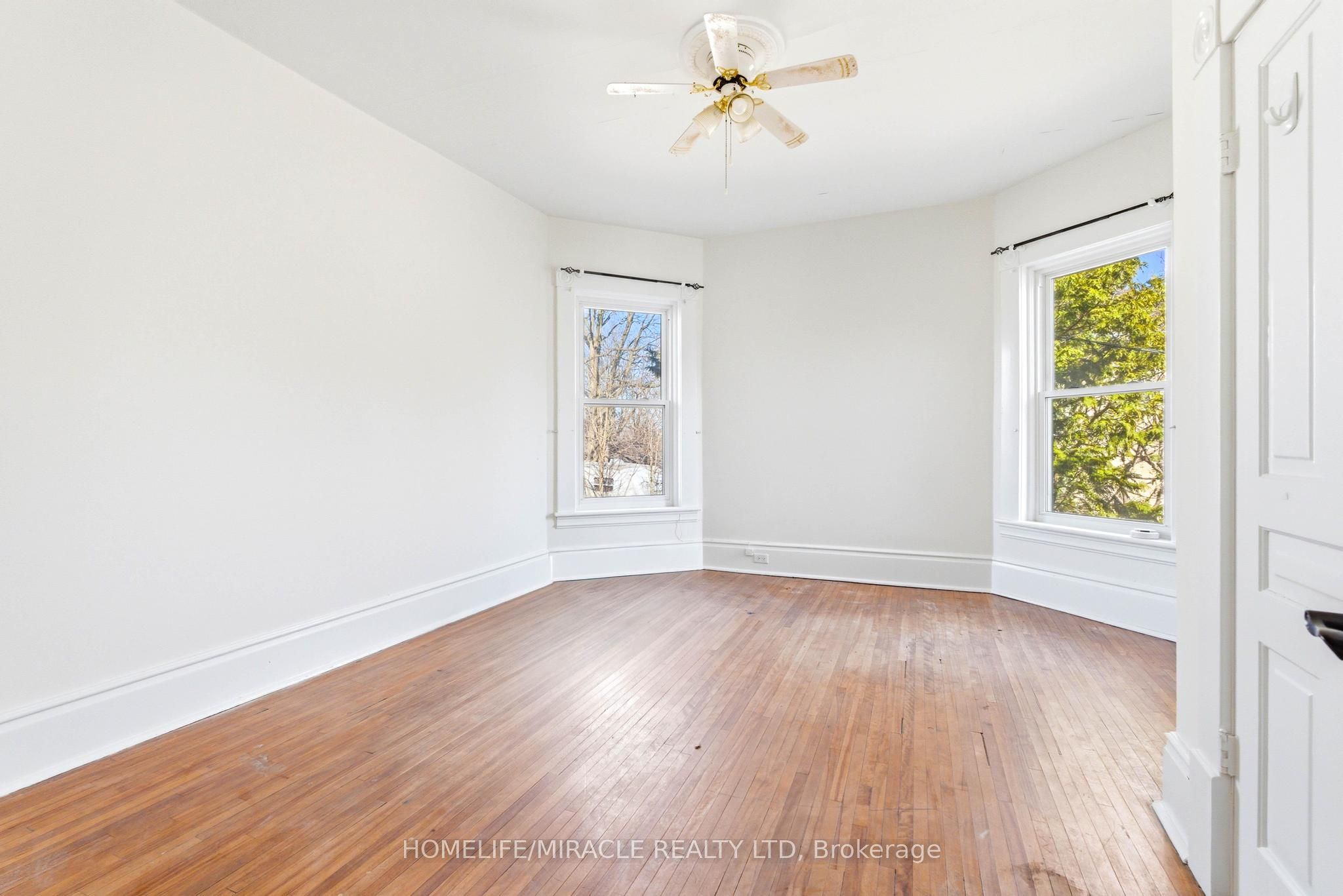 114 Frances Street Property Photo 25