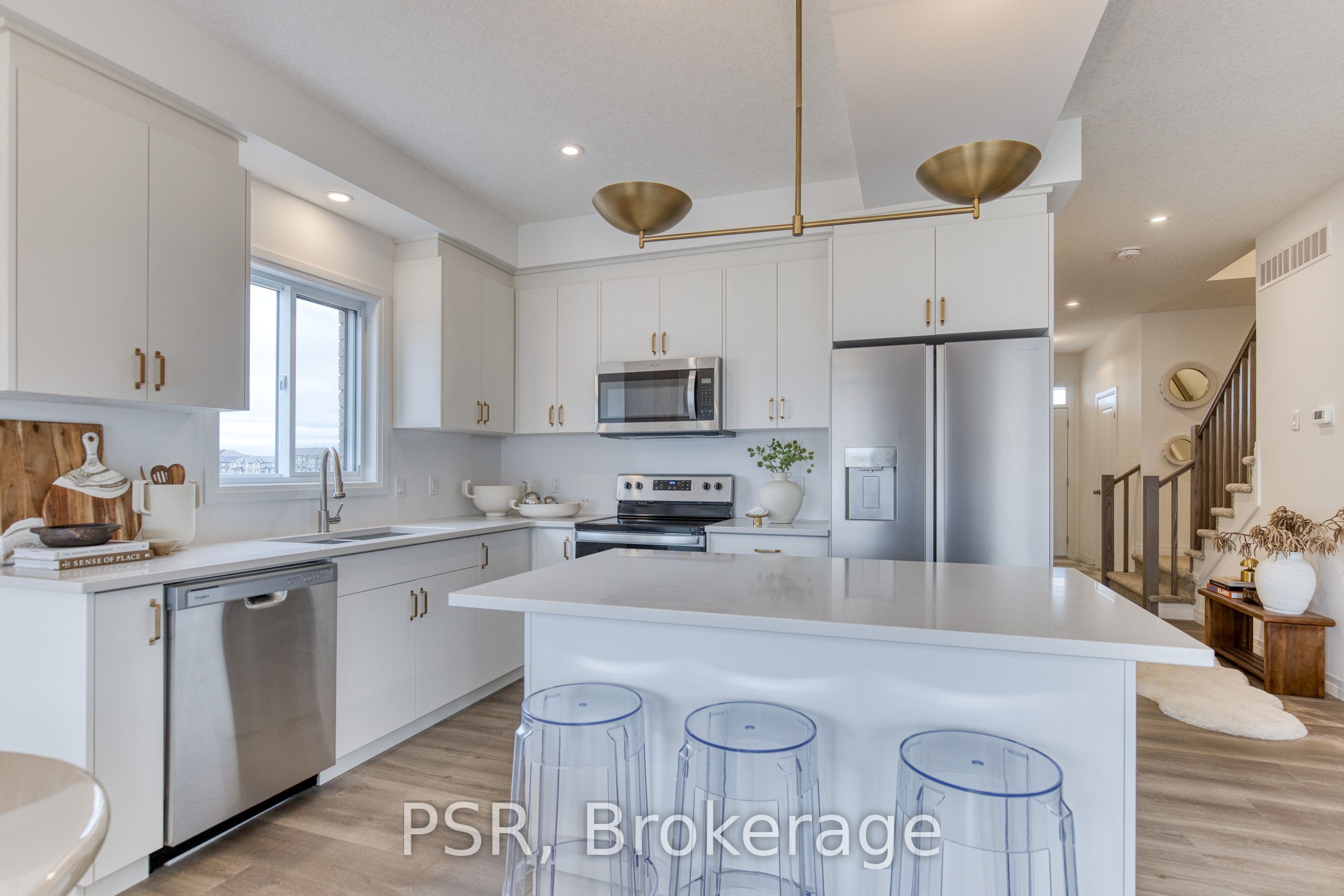196 Rivergreen Crescent Property Photo 10