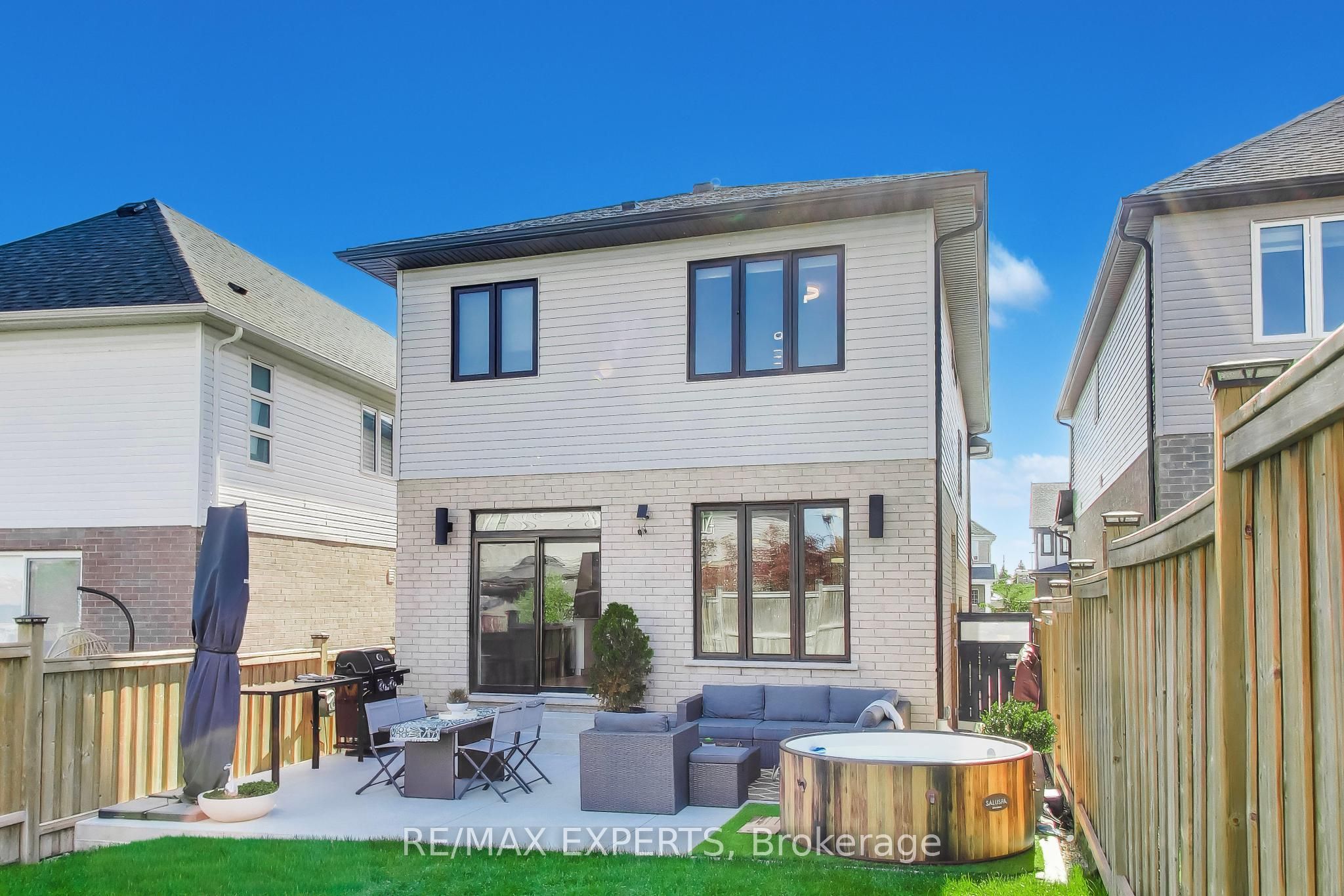 228 Woodbine Avenue Property Photo 38