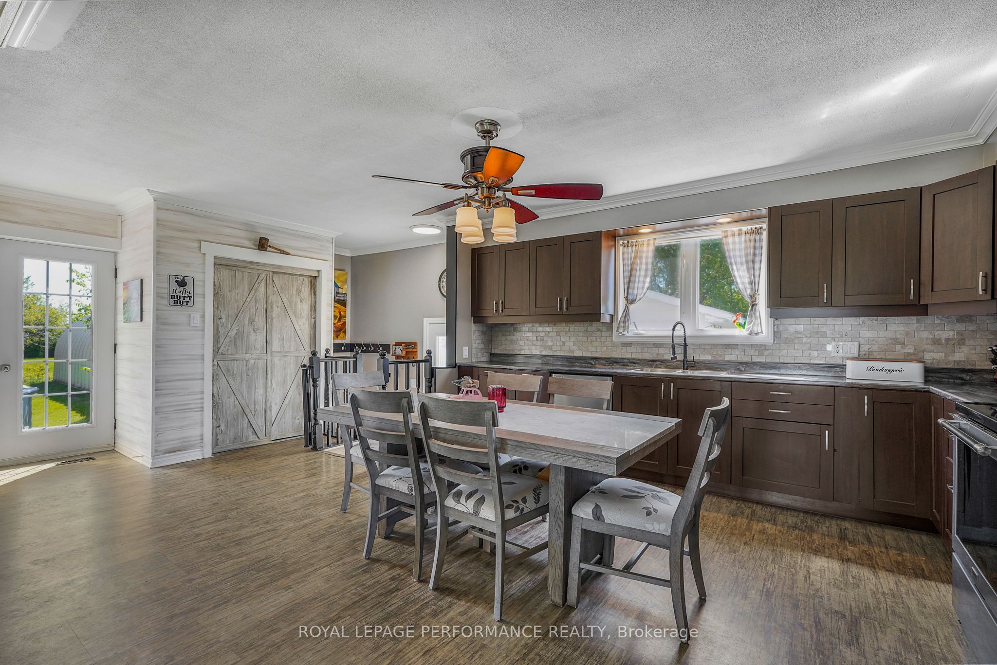 1183 Route 900 East E Property Photo 6