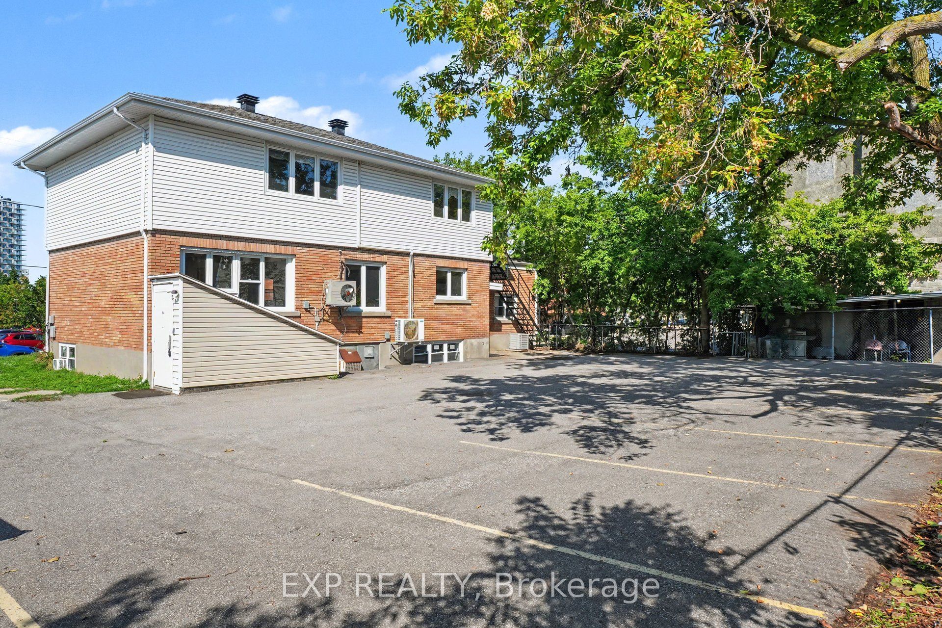297 Savard Avenue E Property Photo 3