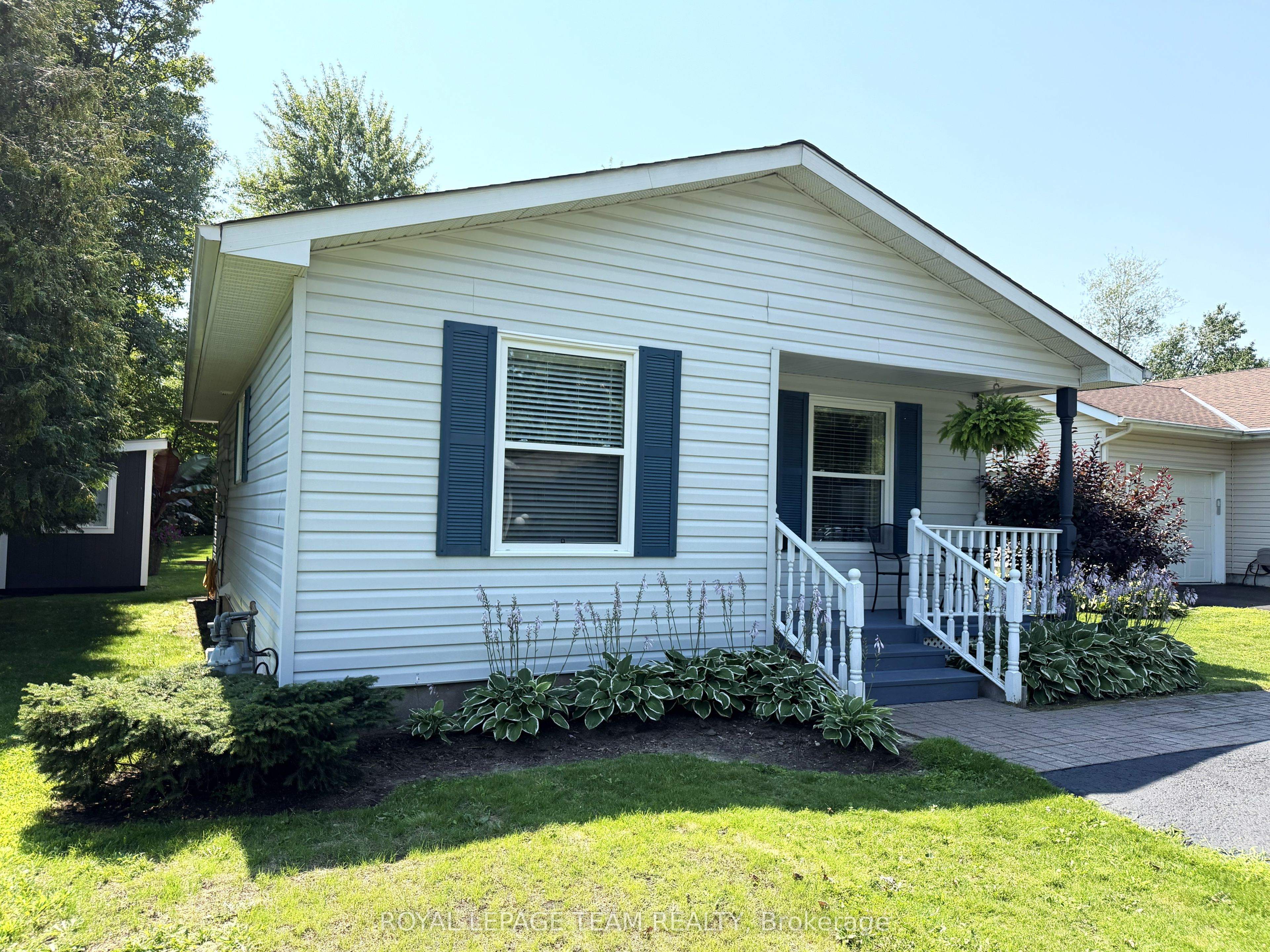 1028 Teena Colleen Private Property Photo 31