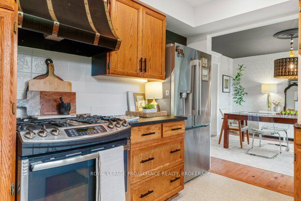 1102 Burnside Drive Property Photo 13